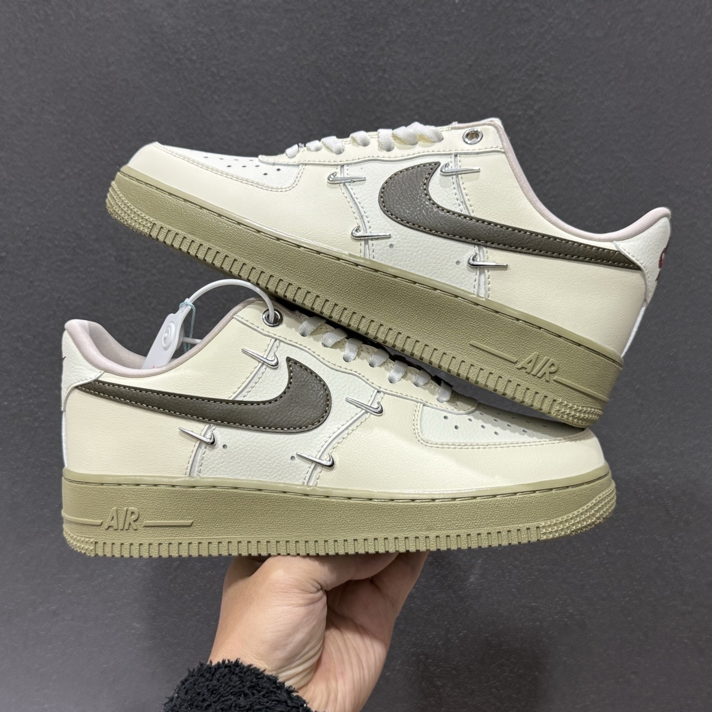 WMNS Nike AIR FORCE 1'O7 LX IQ9802-022