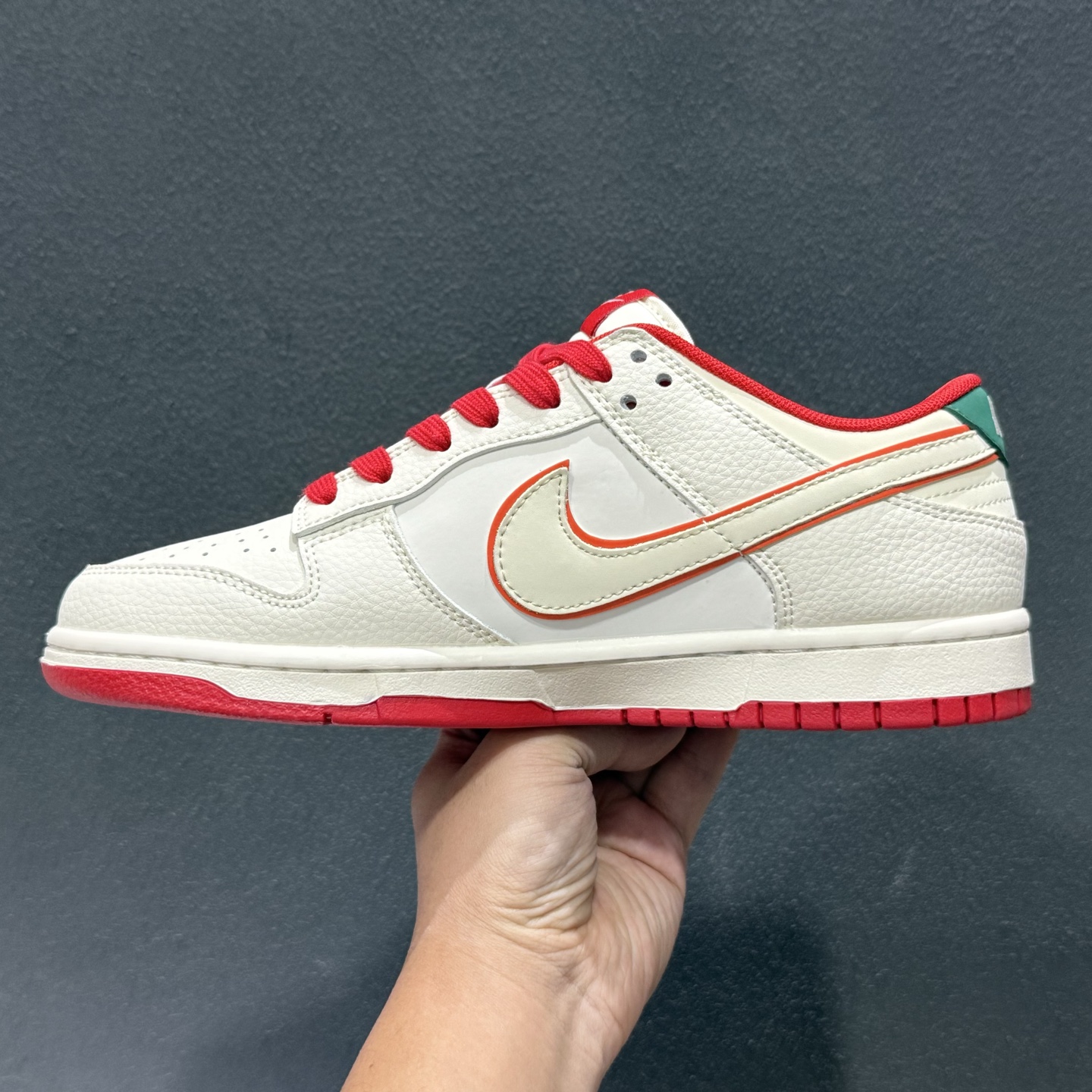 260 Nike Dunk Low Retro ‘联名款’低帮休闲运动板鞋 XT6998-110-Chinese UA Cheap High Quatity Brand Clothes Bags handbags Sneakers wholesale wholesaler seller from China Factory suppliers Fashion Clothing Shoes best Quality Beautiful Price 260 Nike Dunk Low Retro ‘联名款’低帮休闲运动板鞋 XT6998-110