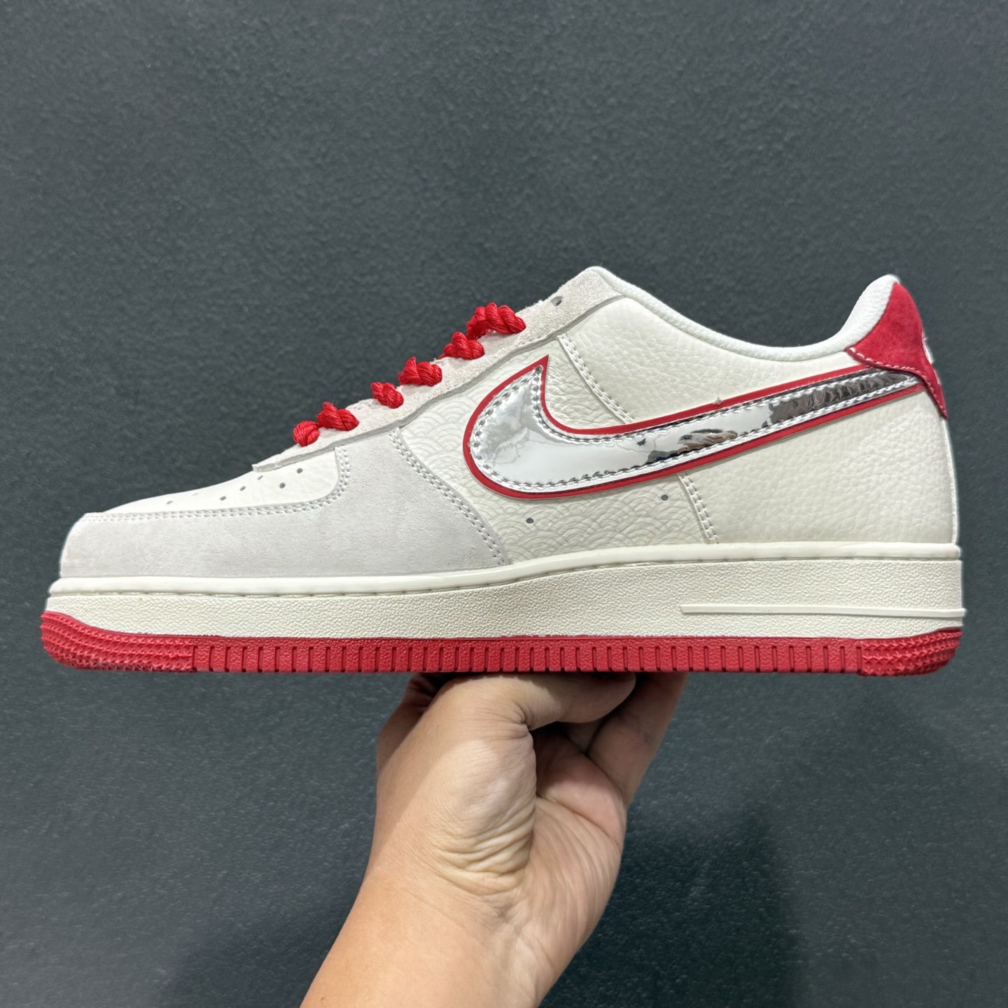 Nike Air Force 1'07 Low 马年限定 空军一号低帮休闲板鞋 XA2001-901-Chinese wholesaler seller Clothes Bags handbags wholesale Shoes High Quatity wholesaler seller Cheap Sneakers from China Factory Chinese suppliers china wholesale clothing wholesaler seller Nike Air Force 1'07 Low 马年限定 空军一号低帮休闲板鞋 XA2001-901
