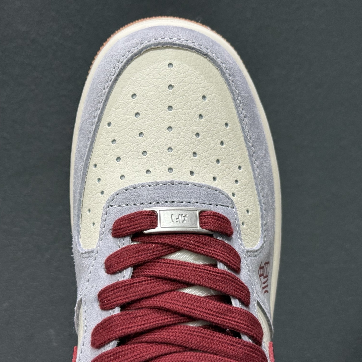 Nike Air Force 1'07 Low 马年限定 空军一号低帮休闲板鞋 QW5288-138