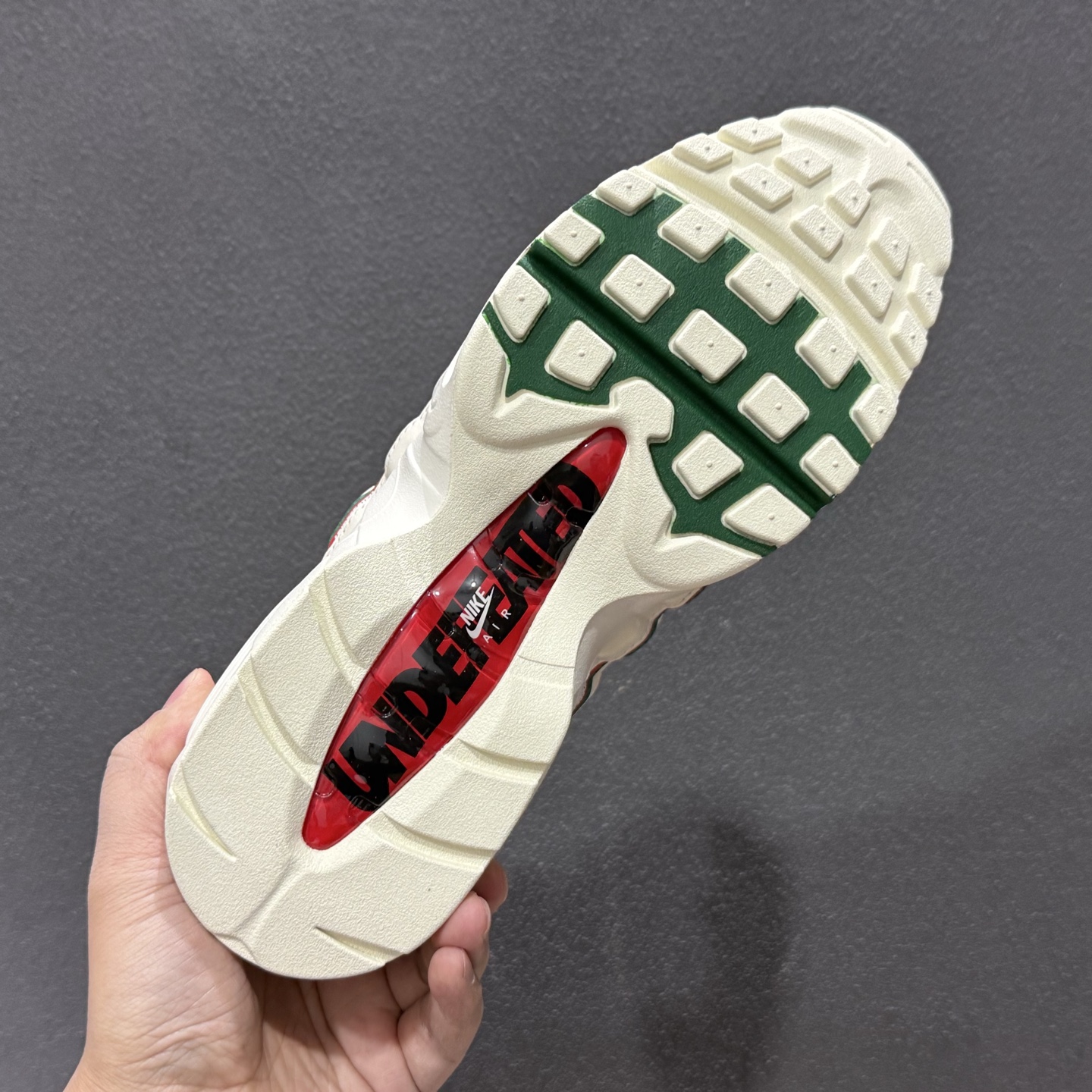 370 Nike Air 95 复古减震气垫跑鞋 IB4453-100-Chinese UA Cheap High Quatity Brand Clothes Bags handbags Sneakers wholesale wholesaler seller from China Factory suppliers Fashion Clothing Shoes best Quality Beautiful Price 370 Nike Air 95 复古减震气垫跑鞋 IB4453-100