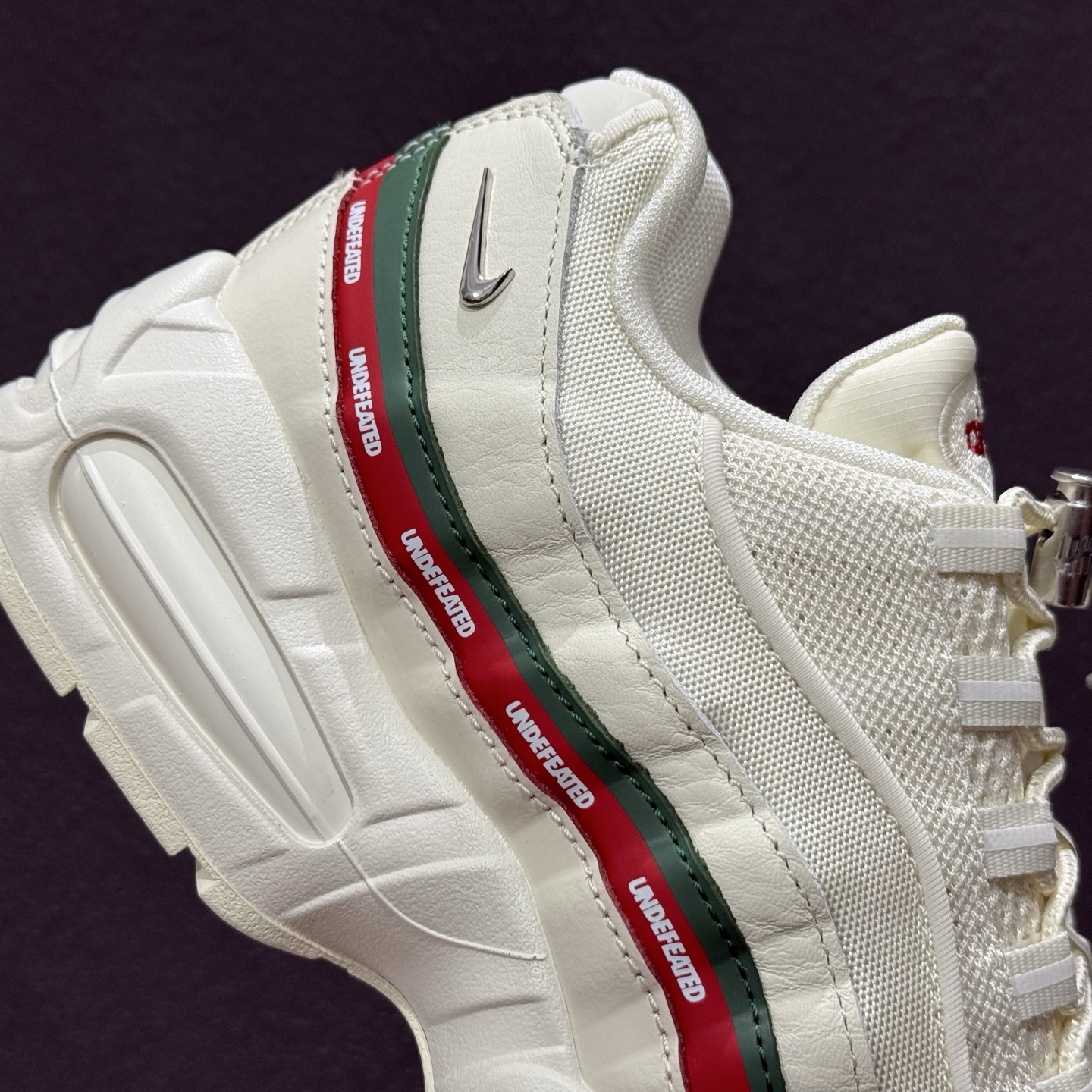 370 Nike Air 95 复古减震气垫跑鞋 IB4453-100-Chinese UA Cheap High Quatity Brand Clothes Bags handbags Sneakers wholesale wholesaler seller from China Factory suppliers Fashion Clothing Shoes best Quality Beautiful Price 370 Nike Air 95 复古减震气垫跑鞋 IB4453-100