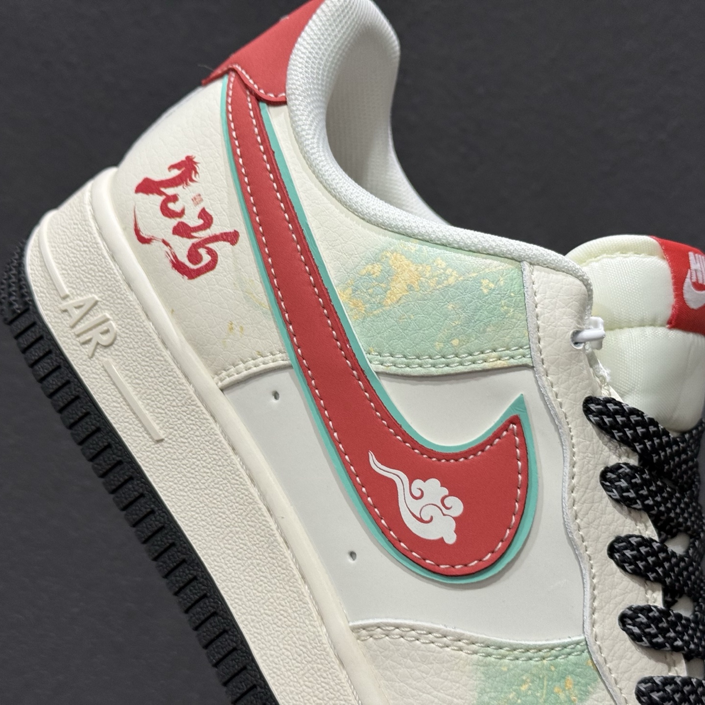 260 Nike Air Force 1 Low 2026 丙午马年限定款 XT6998-108-Chinese UA Cheap High Quatity Brand Clothes Bags handbags Sneakers wholesale wholesaler seller from China Factory suppliers Fashion Clothing Shoes best Quality Beautiful Price 260 Nike Air Force 1 Low 2026 丙午马年限定款 XT6998-108