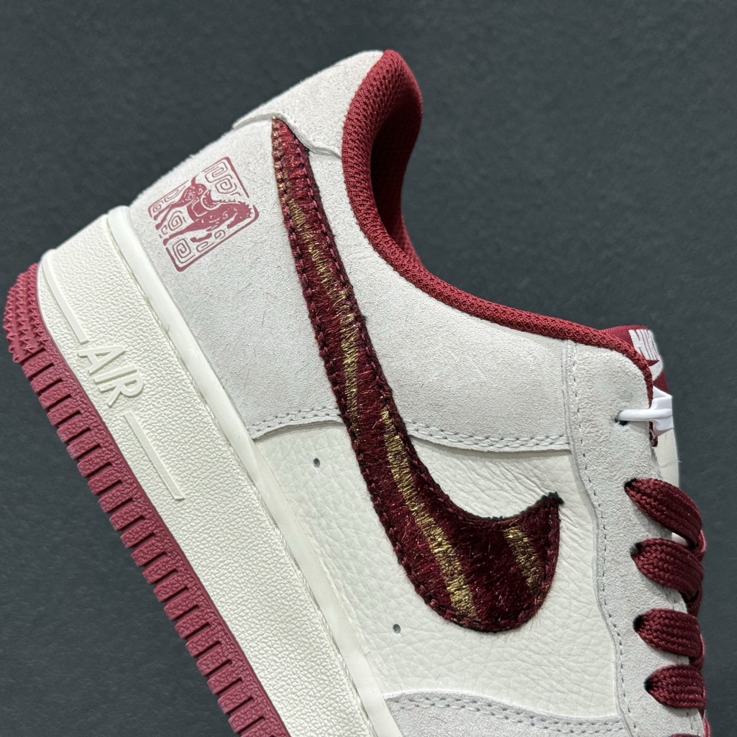 260 Nike Air Force 1'07 Low 马年限定 空军一号低帮休闲板鞋 XA2001 905 331-Chinese UA Cheap High Quatity Brand Clothes Bags handbags Sneakers wholesale wholesaler seller from China Factory suppliers Fashion Clothing Shoes best Quality Beautiful Price 260 Nike Air Force 1'07 Low 马年限定 空军一号低帮休闲板鞋 XA2001 905 331