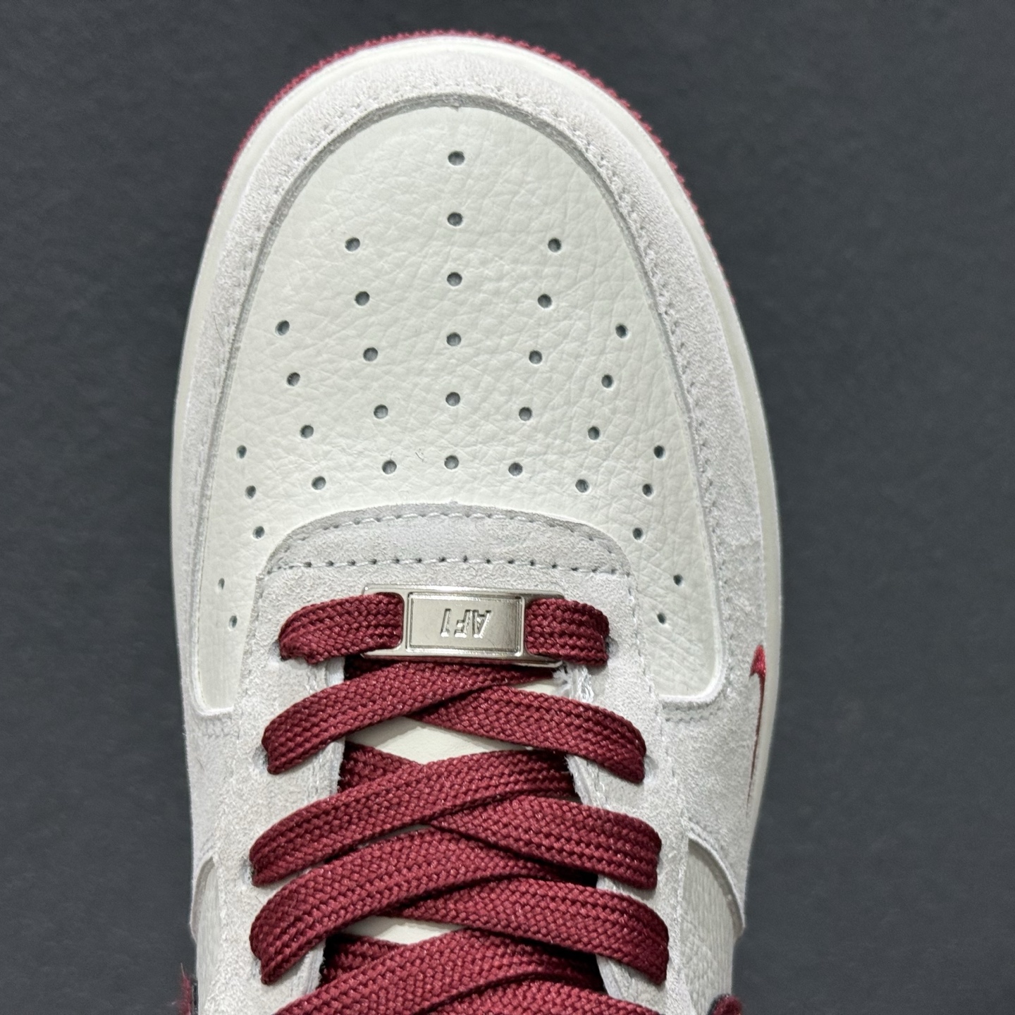 260 Nike Air Force 1'07 Low 马年限定 空军一号低帮休闲板鞋 XA2001 905 331-Chinese UA Cheap High Quatity Brand Clothes Bags handbags Sneakers wholesale wholesaler seller from China Factory suppliers Fashion Clothing Shoes best Quality Beautiful Price 260 Nike Air Force 1'07 Low 马年限定 空军一号低帮休闲板鞋 XA2001 905 331