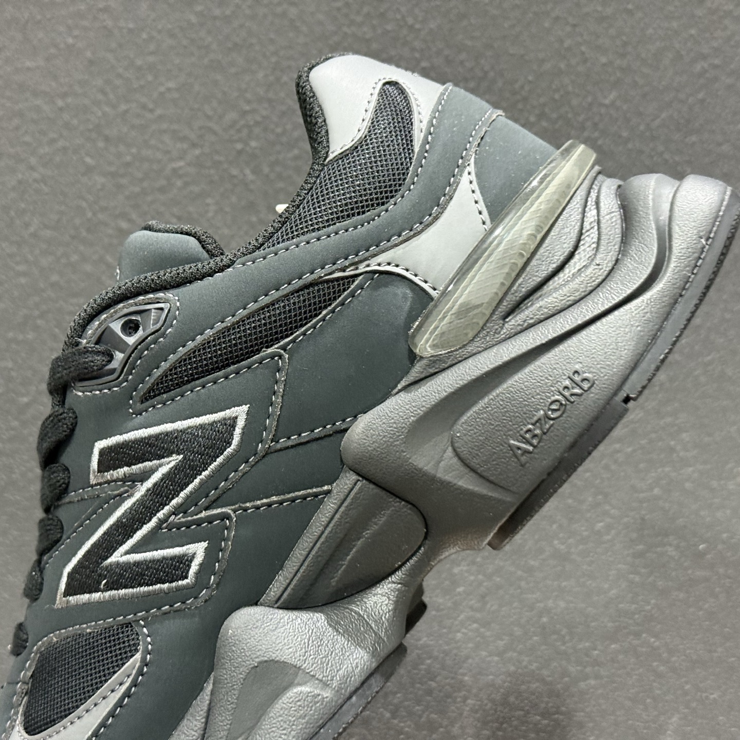 220 全新NB新百伦New Balance 9060系列复古百搭老爹风小象蹄休闲运动跑步鞋 U906079E-731