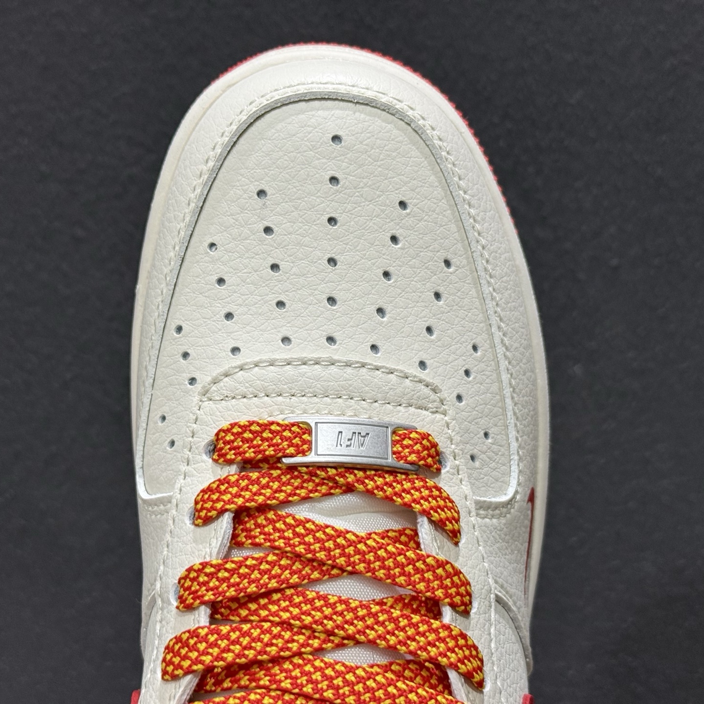 260 Nike Air Force 1'07 Low 马年限定 米白酒红 空军一号低帮休闲板鞋 QW5288-125-Chinese UA Cheap High Quatity Brand Clothes Bags handbags Sneakers wholesale wholesaler seller from China Factory suppliers Fashion Clothing Shoes best Quality Beautiful Price 260 Nike Air Force 1'07 Low 马年限定 米白酒红 空军一号低帮休闲板鞋 QW5288-125
