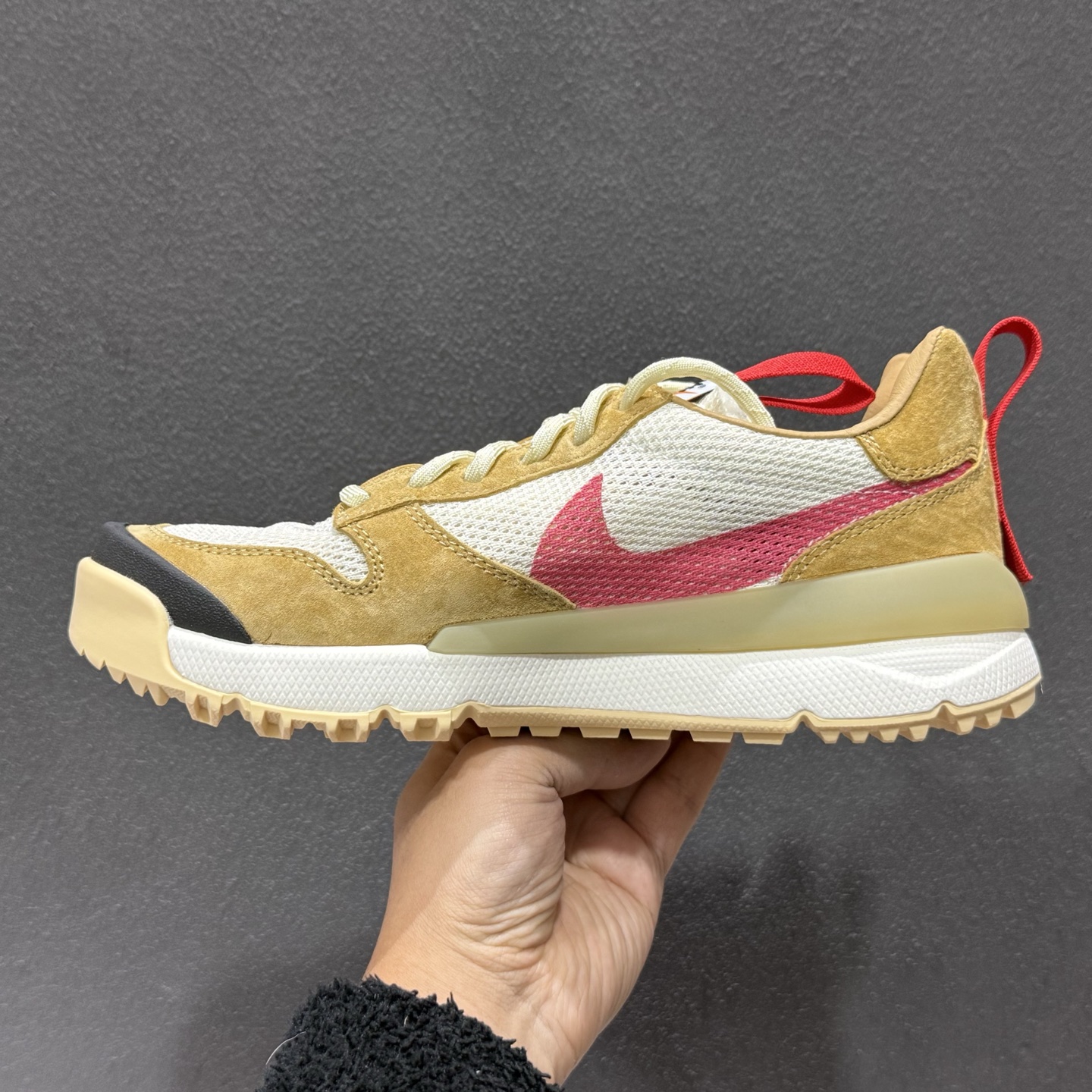 320 Tom Sachs x Nike CraftMars Yard 2.0联名宇航员神游太空百搭休闲运动透气慢跑鞋 IF2885-100-Chinese UA Cheap High Quatity Brand Clothes Bags handbags Sneakers wholesale wholesaler seller from China Factory suppliers Fashion Clothing Shoes best Quality Beautiful Price 320 Tom Sachs x Nike CraftMars Yard 2.0联名宇航员神游太空百搭休闲运动透气慢跑鞋 IF2885-100