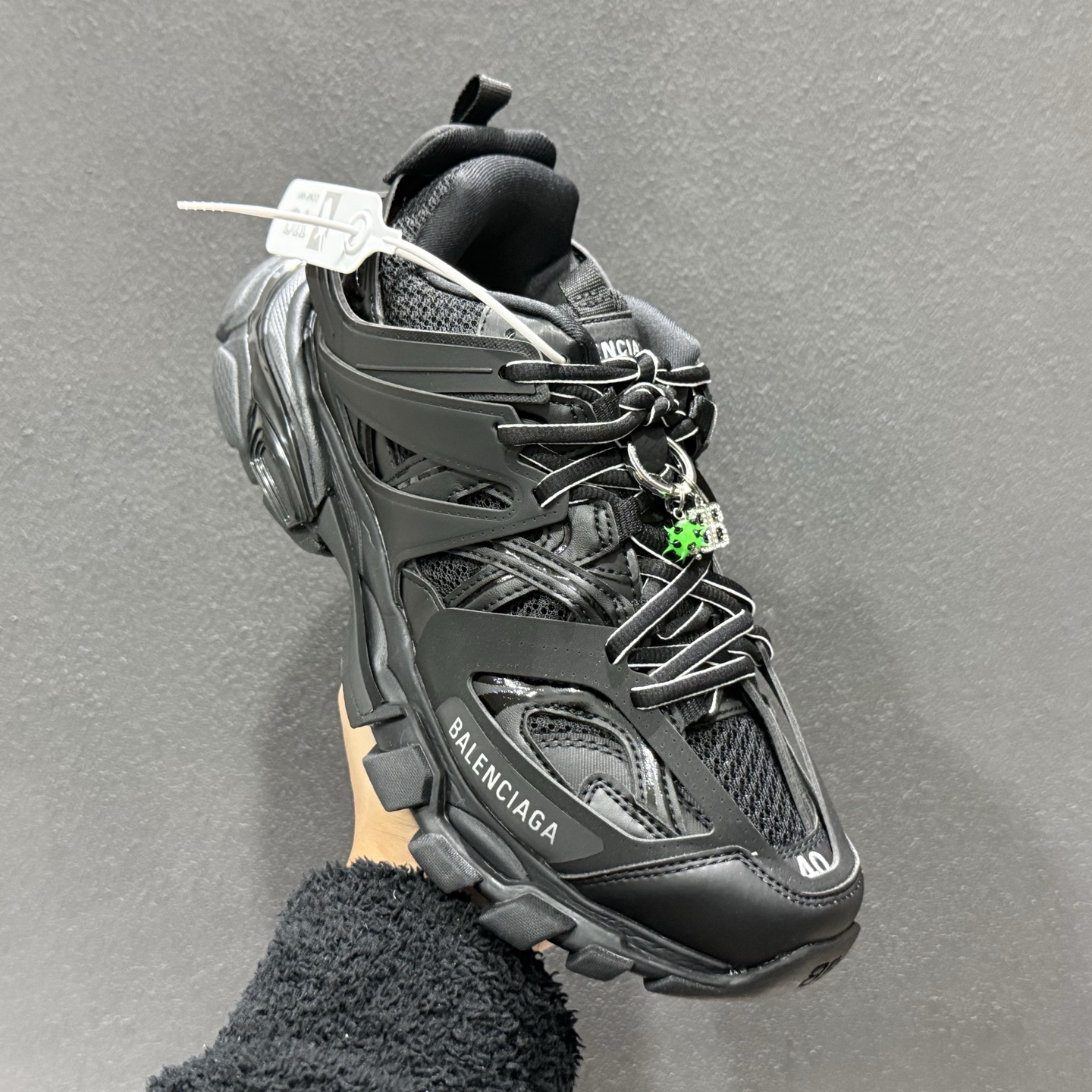 420 巴黎世家 工厂优势放货,欢迎合作 巴黎4.0代Track-Chinese UA Cheap High Quatity Brand Clothes Bags handbags Sneakers wholesale wholesaler seller from China Factory suppliers Fashion Clothing Shoes best Quality Beautiful Price 420 巴黎世家 工厂优势放货,欢迎合作 巴黎4.0代Track