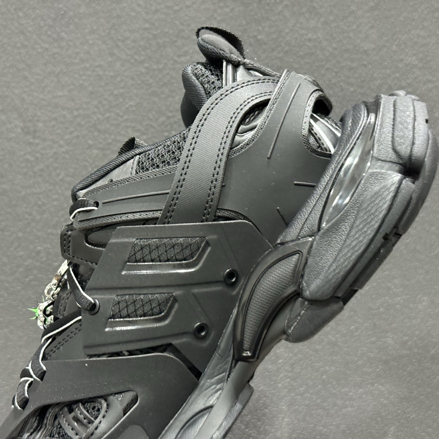 420 巴黎世家 工厂优势放货,欢迎合作 巴黎4.0代Track-Chinese UA Cheap High Quatity Brand Clothes Bags handbags Sneakers wholesale wholesaler seller from China Factory suppliers Fashion Clothing Shoes best Quality Beautiful Price 420 巴黎世家 工厂优势放货,欢迎合作 巴黎4.0代Track