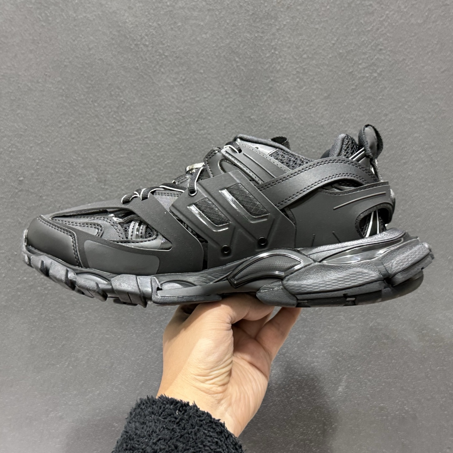 420 巴黎世家 工厂优势放货,欢迎合作 巴黎4.0代Track-Chinese UA Cheap High Quatity Brand Clothes Bags handbags Sneakers wholesale wholesaler seller from China Factory suppliers Fashion Clothing Shoes best Quality Beautiful Price 420 巴黎世家 工厂优势放货,欢迎合作 巴黎4.0代Track