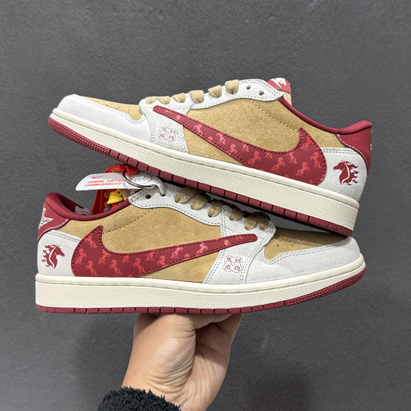 270 Nk Dunk Low 定制低帮马年限定米红 LX1988-807-Chinese UA Cheap High Quatity Brand Clothes Bags handbags Sneakers wholesale wholesaler seller from China Factory suppliers Fashion Clothing Shoes best Quality Beautiful Price 270 Nk Dunk Low 定制低帮马年限定米红 LX1988-807