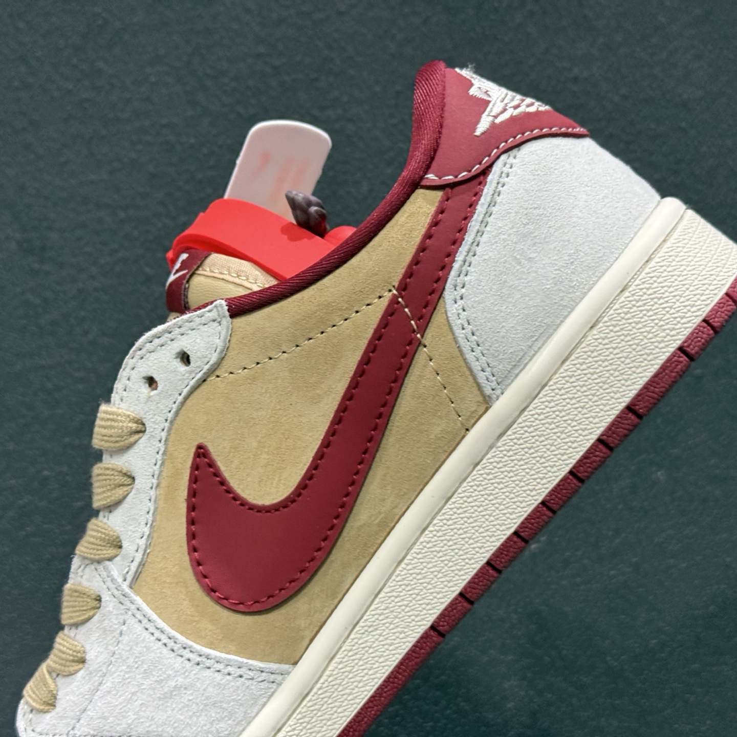 270 Nk Dunk Low 定制低帮马年限定米红 LX1988-807-Chinese UA Cheap High Quatity Brand Clothes Bags handbags Sneakers wholesale wholesaler seller from China Factory suppliers Fashion Clothing Shoes best Quality Beautiful Price 270 Nk Dunk Low 定制低帮马年限定米红 LX1988-807