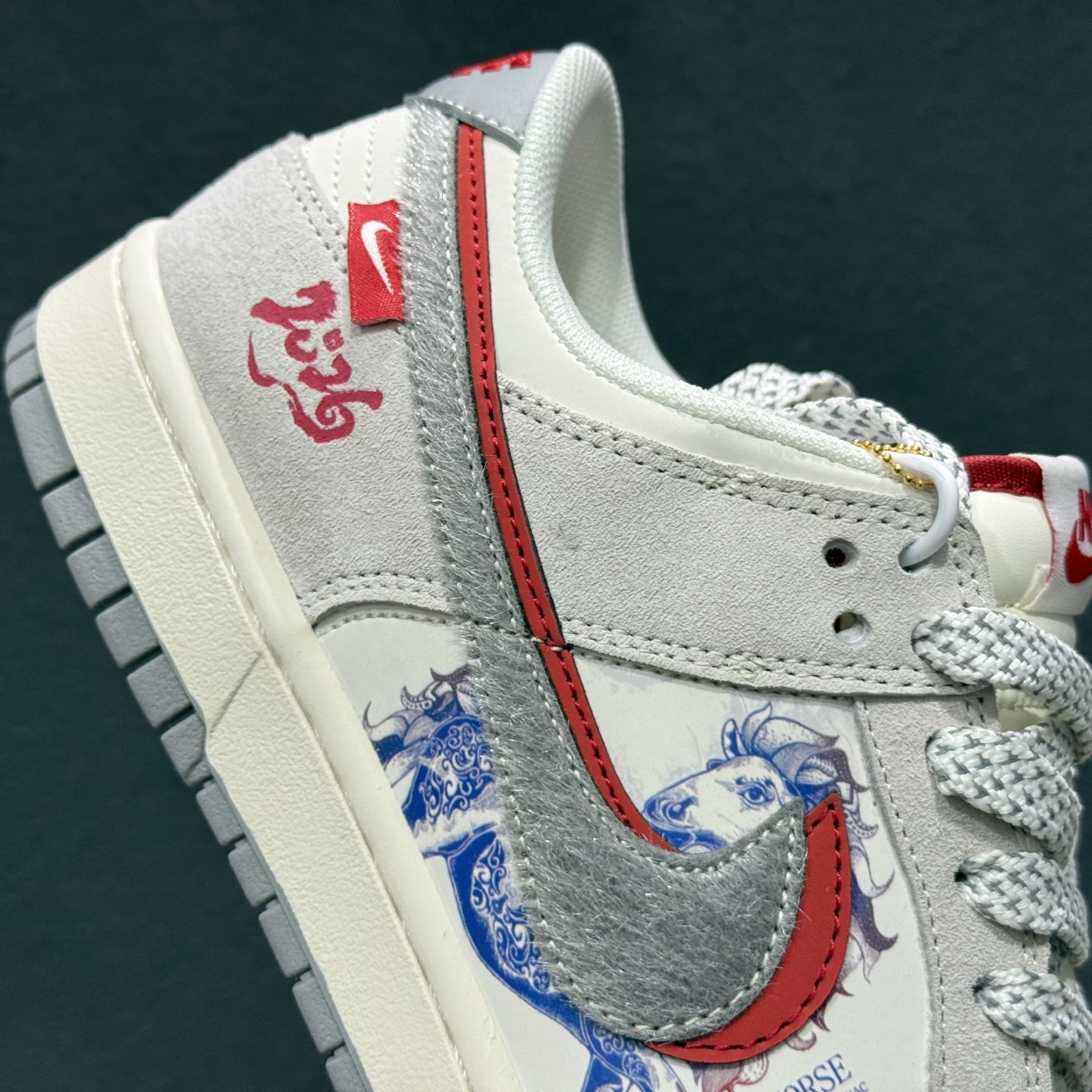Nk Dunk Low 定制低帮马年限定黑红 YX5066-412-Top High Quatity Cheap Sneakers Fashion Clothing Clothes Bags handbags Shoes of all Brand wholesale With The best Quality And Beautiful Price from China Factory Chinese suppliers wholesaler seller Nk Dunk Low 定制低帮马年限定黑红 YX5066-412