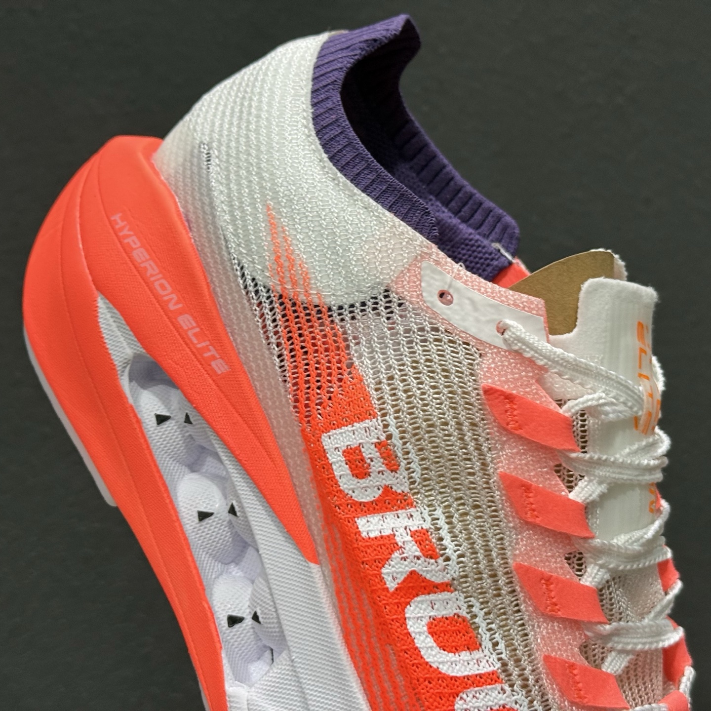200 Brooks布鲁克斯 Hyperion Elite 5 舒适百搭防滑耐磨 低帮 越野竞速跑步鞋 110445 1D 516
