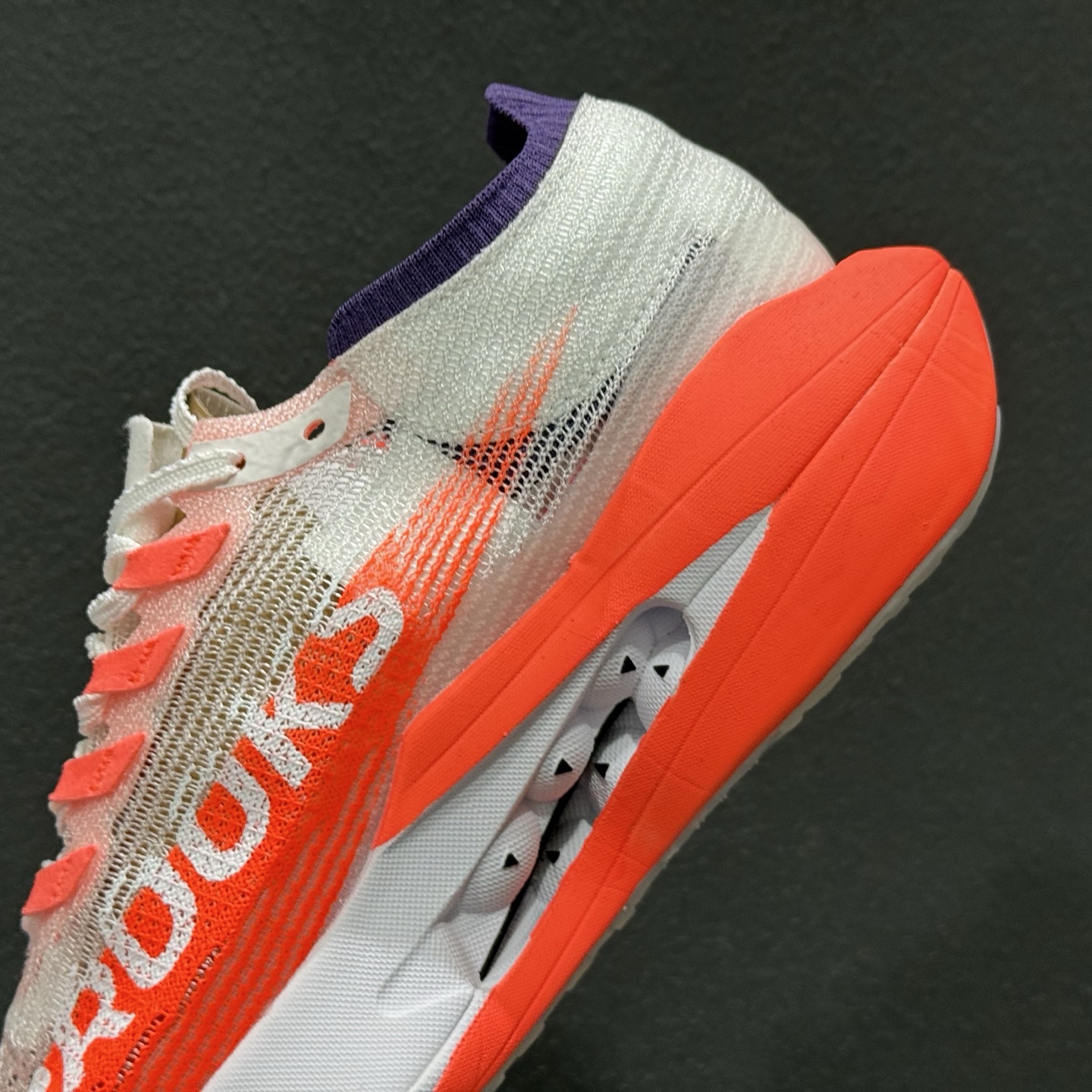 200 Brooks布鲁克斯 Hyperion Elite 5 舒适百搭防滑耐磨 低帮 越野竞速跑步鞋 110445 1D 516