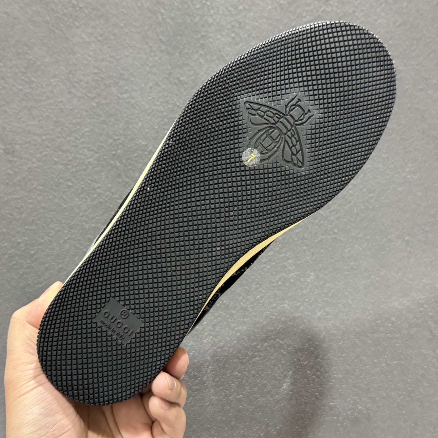 Gucci Distressed Screener sneaker古驰小脏鞋系列 经典原型复古百搭做旧老爹板鞋/复古学院风-Top High Quatity Cheap Sneakers Fashion Clothing Clothes Bags handbags Shoes of all Brand wholesale With The best Quality And Beautiful Price from China Factory Chinese suppliers wholesaler seller Gucci Distressed Screener sneaker古驰小脏鞋系列 经典原型复古百搭做旧老爹板鞋/复古学院风