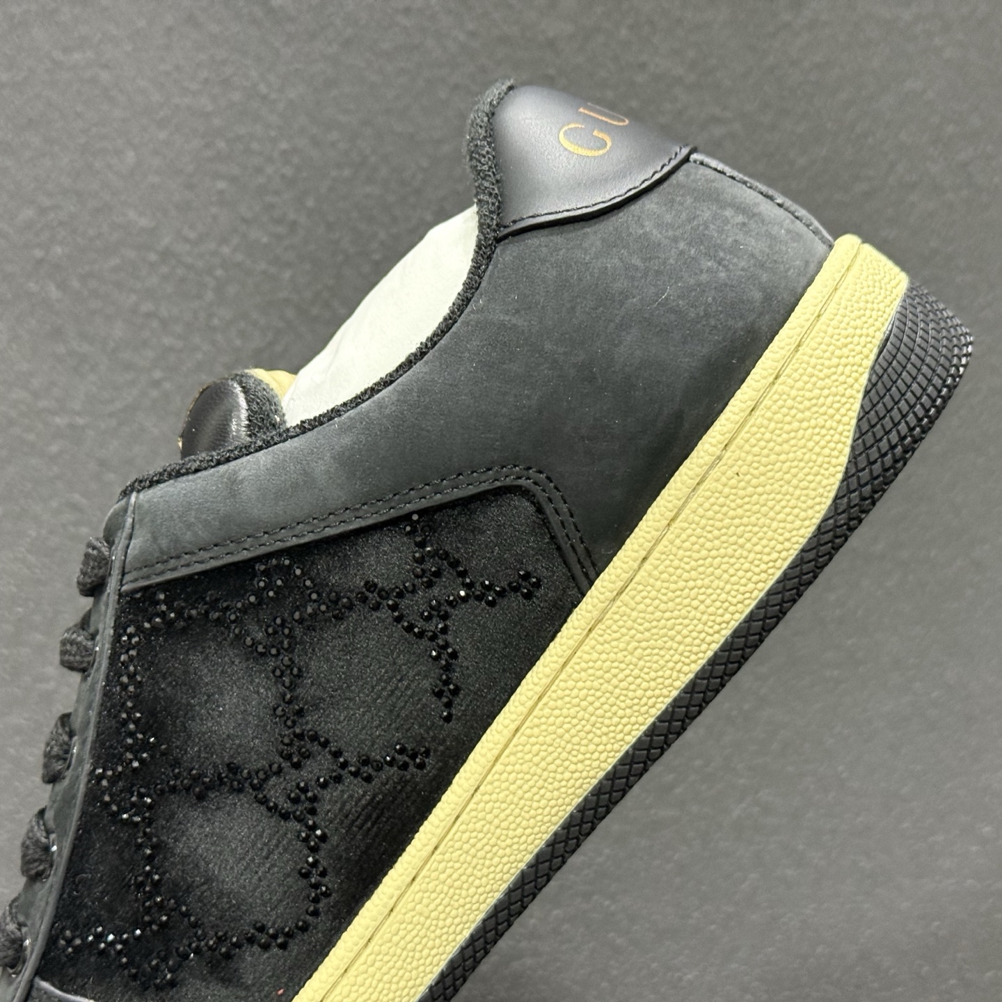 Gucci Distressed Screener sneaker古驰小脏鞋系列 经典原型复古百搭做旧老爹板鞋/复古学院风-Top High Quatity Cheap Sneakers Fashion Clothing Clothes Bags handbags Shoes of all Brand wholesale With The best Quality And Beautiful Price from China Factory Chinese suppliers wholesaler seller Gucci Distressed Screener sneaker古驰小脏鞋系列 经典原型复古百搭做旧老爹板鞋/复古学院风