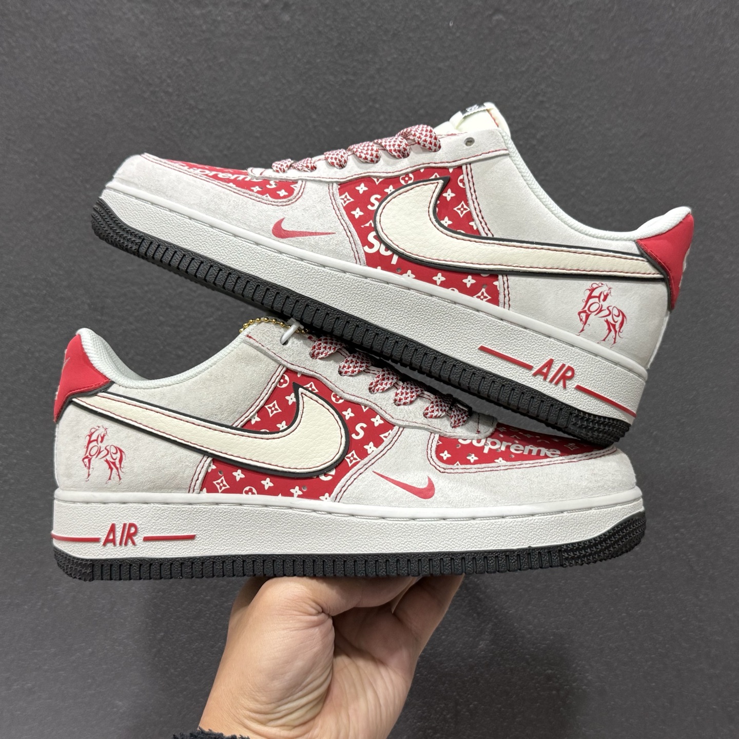 260 Nike Air Force 1'07 Low 红白老花拼接 空军一号低帮休闲板鞋 JP2026-131-Chinese UA Cheap High Quatity Brand Clothes Bags handbags Sneakers wholesale wholesaler seller from China Factory suppliers Fashion Clothing Shoes best Quality Beautiful Price 260 Nike Air Force 1'07 Low 红白老花拼接 空军一号低帮休闲板鞋 JP2026-131