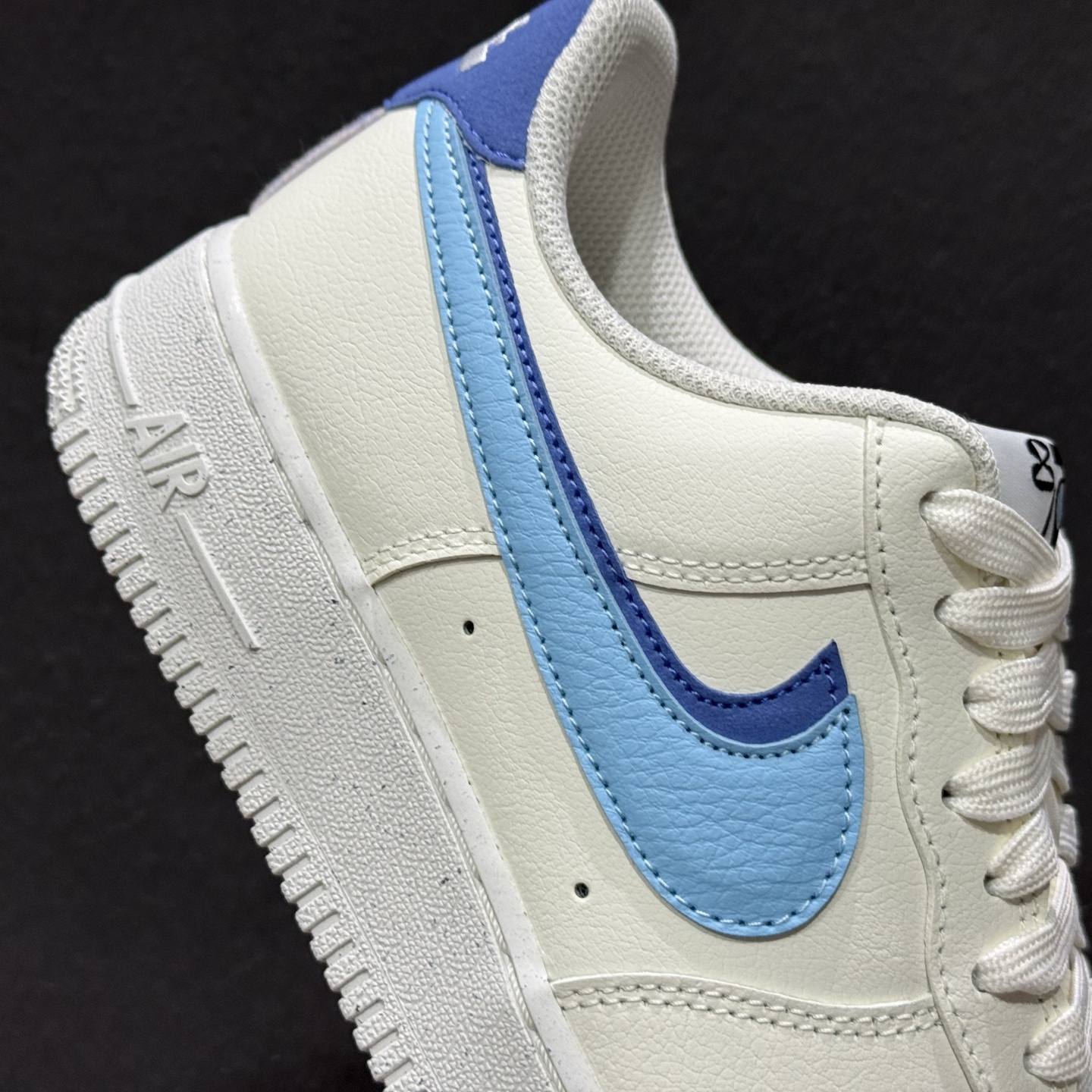 Nike Air Force 1'07 Low 白蓝双勾 空军一号低帮休闲板鞋 DO9786-100