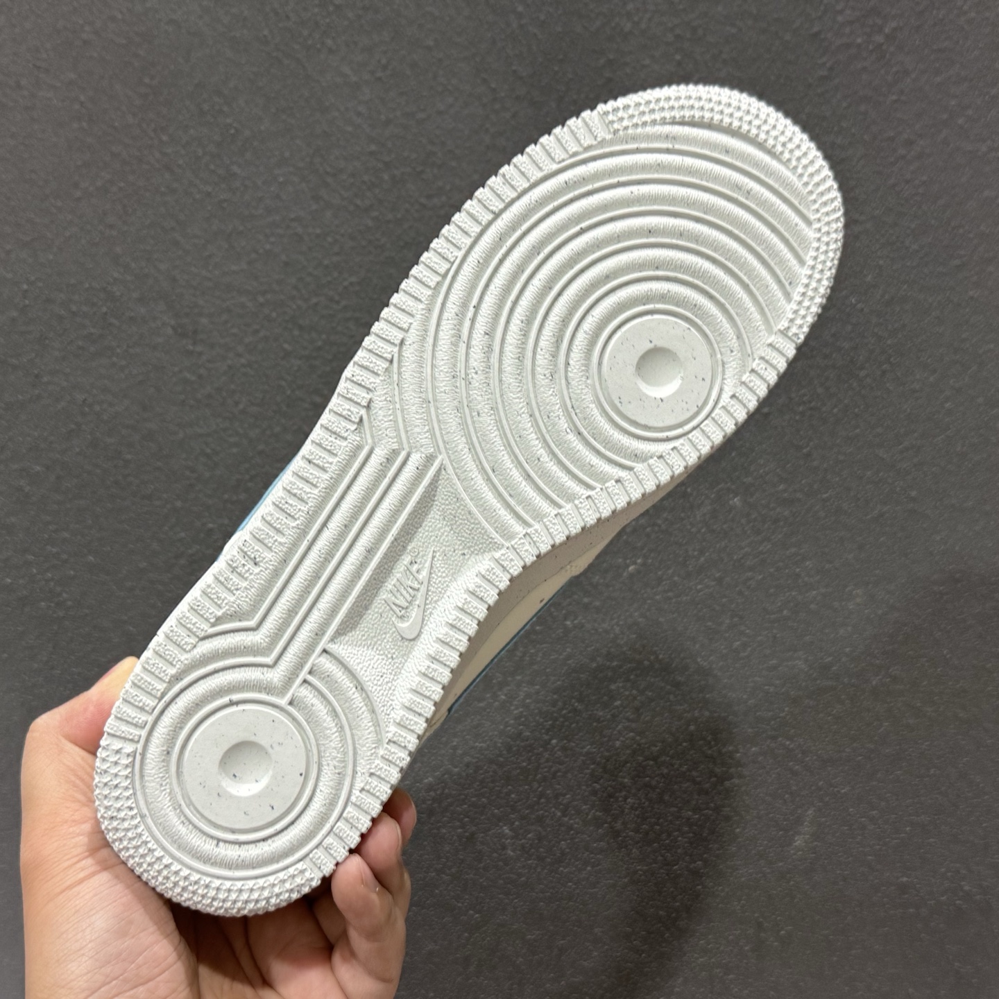 Nike Air Force 1'07 Low 白蓝双勾 空军一号低帮休闲板鞋 DO9786-100
