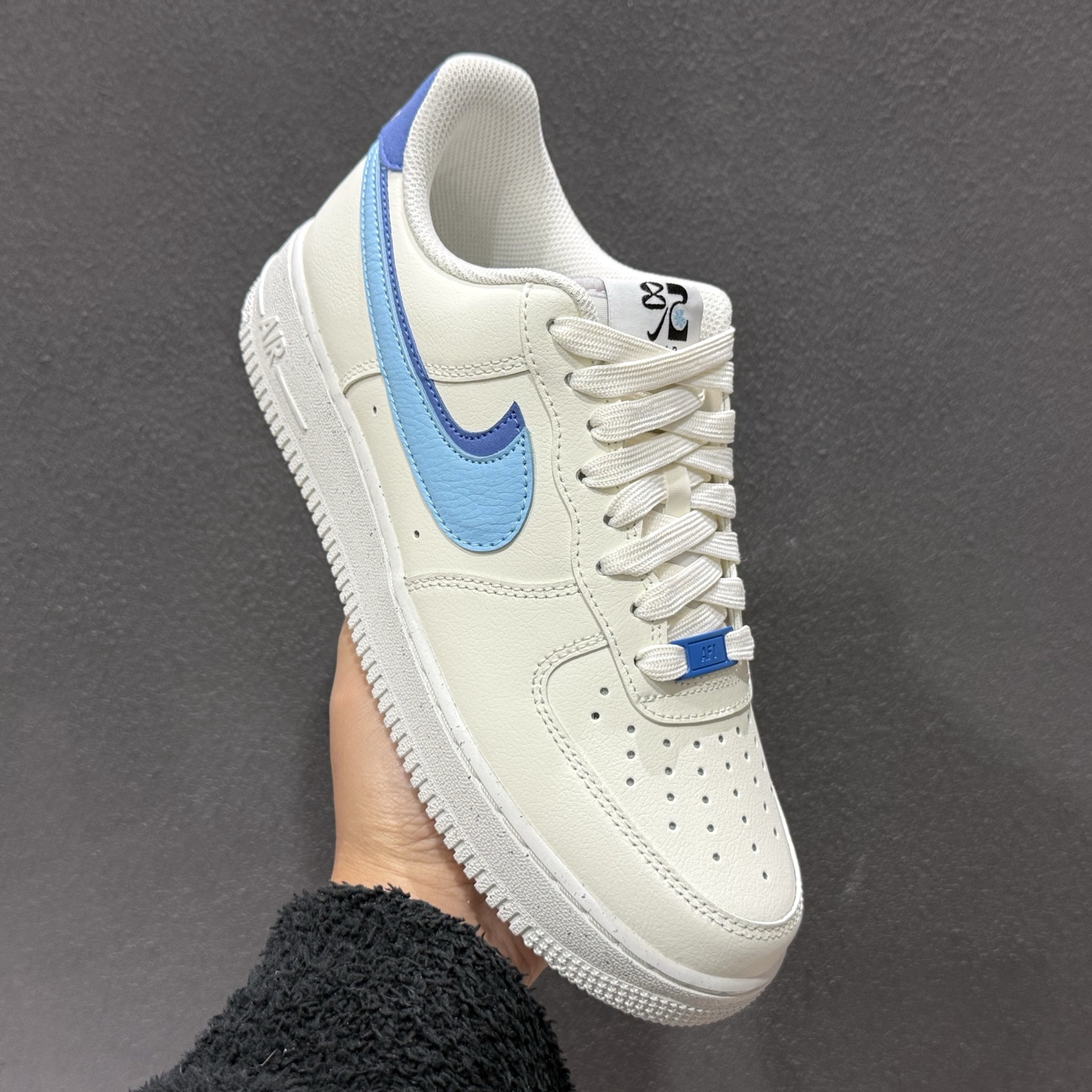 Nike Air Force 1'07 Low 白蓝双勾 空军一号低帮休闲板鞋 DO9786-100