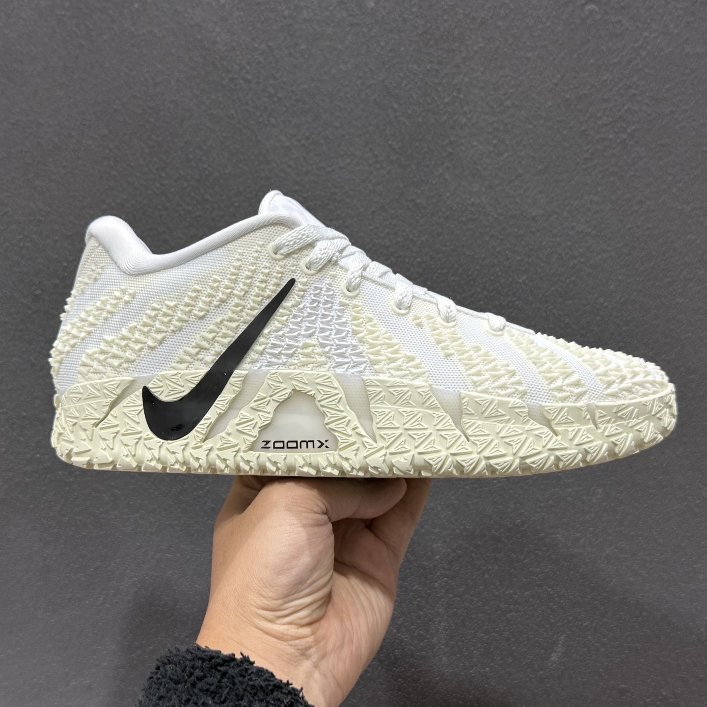 260 莫兰特Ja 3 3代低帮篮球鞋米白-Chinese UA Cheap High Quatity Brand Clothes Bags handbags Sneakers wholesale wholesaler seller from China Factory suppliers Fashion Clothing Shoes best Quality Beautiful Price 260 莫兰特Ja 3 3代低帮篮球鞋米白