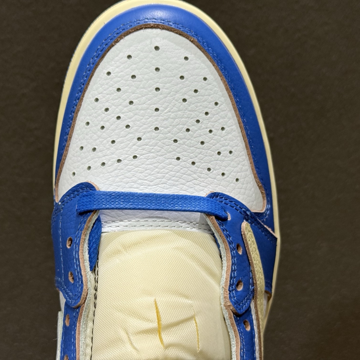 240 Travis Scott x Air Jordan 1 Low AJ1 乔1联名倒勾 DM7866-111-Chinese UA Cheap High Quatity Brand Clothes Bags handbags Sneakers wholesale wholesaler seller from China Factory suppliers Fashion Clothing Shoes best Quality Beautiful Price 240 Travis Scott x Air Jordan 1 Low AJ1 乔1联名倒勾 DM7866-111