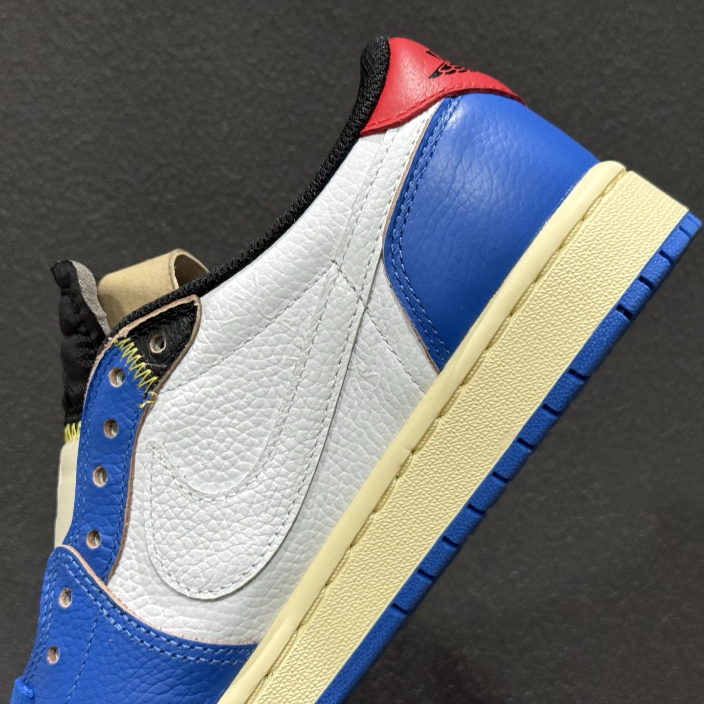 240 Travis Scott x Air Jordan 1 Low AJ1 乔1联名倒勾 DM7866-111-Chinese UA Cheap High Quatity Brand Clothes Bags handbags Sneakers wholesale wholesaler seller from China Factory suppliers Fashion Clothing Shoes best Quality Beautiful Price 240 Travis Scott x Air Jordan 1 Low AJ1 乔1联名倒勾 DM7866-111