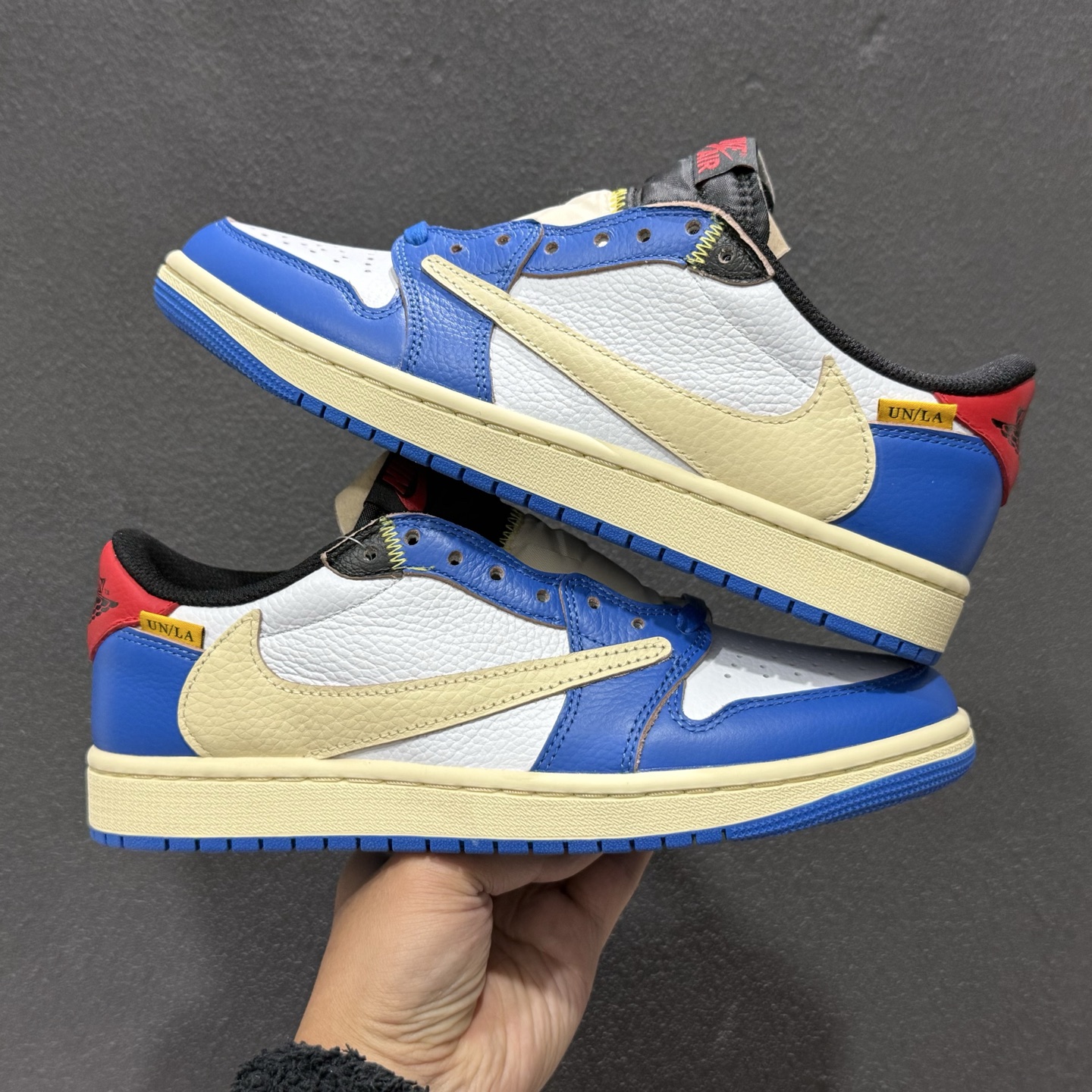 240 Travis Scott x Air Jordan 1 Low AJ1 乔1联名倒勾 DM7866-111-Chinese UA Cheap High Quatity Brand Clothes Bags handbags Sneakers wholesale wholesaler seller from China Factory suppliers Fashion Clothing Shoes best Quality Beautiful Price 240 Travis Scott x Air Jordan 1 Low AJ1 乔1联名倒勾 DM7866-111