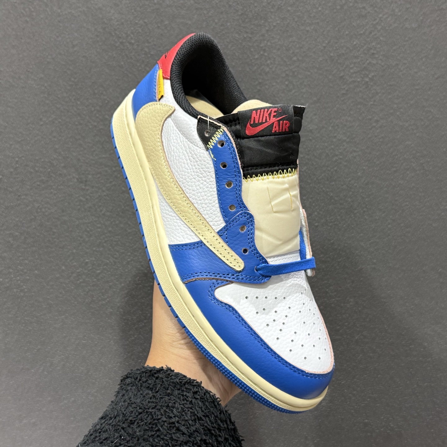 240 Travis Scott x Air Jordan 1 Low AJ1 乔1联名倒勾 DM7866-111-Chinese UA Cheap High Quatity Brand Clothes Bags handbags Sneakers wholesale wholesaler seller from China Factory suppliers Fashion Clothing Shoes best Quality Beautiful Price 240 Travis Scott x Air Jordan 1 Low AJ1 乔1联名倒勾 DM7866-111