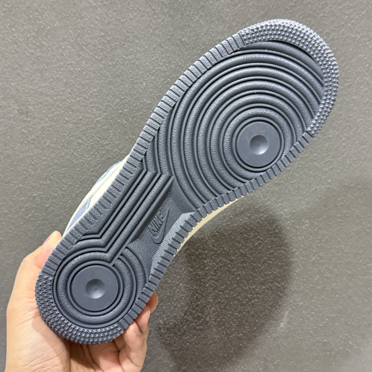 260 Nike Air Force 1'07 Low 马年限定 空军一号低帮休闲板鞋 XA2001-902-Chinese UA Cheap High Quatity Brand Clothes Bags handbags Sneakers wholesale wholesaler seller from China Factory suppliers Fashion Clothing Shoes best Quality Beautiful Price 260 Nike Air Force 1'07 Low 马年限定 空军一号低帮休闲板鞋 XA2001-902