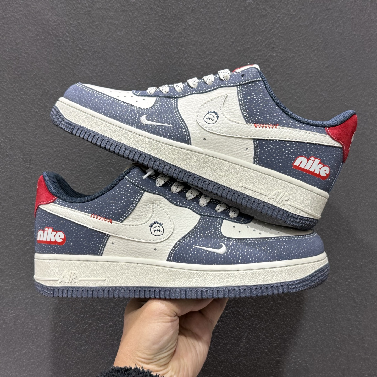 260 Nike Air Force 1'07 Low 马年限定 空军一号低帮休闲板鞋 XA2001-902-Chinese UA Cheap High Quatity Brand Clothes Bags handbags Sneakers wholesale wholesaler seller from China Factory suppliers Fashion Clothing Shoes best Quality Beautiful Price 260 Nike Air Force 1'07 Low 马年限定 空军一号低帮休闲板鞋 XA2001-902