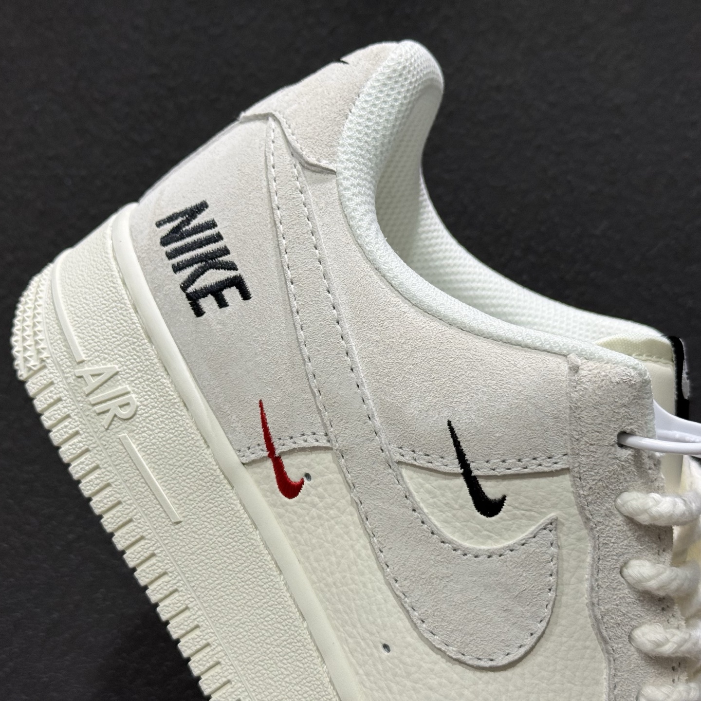 260 Nike Air Force 1'07 Low 马年限定 空军一号低帮休闲板鞋 CS5288-083-Chinese UA Cheap High Quatity Brand Clothes Bags handbags Sneakers wholesale wholesaler seller from China Factory suppliers Fashion Clothing Shoes best Quality Beautiful Price 260 Nike Air Force 1'07 Low 马年限定 空军一号低帮休闲板鞋 CS5288-083