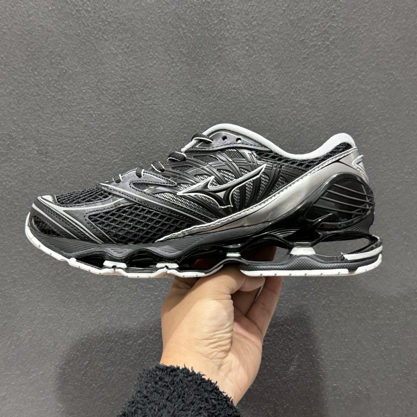 Mizuno美津浓千禧潮流预言跑步鞋WAVE PROPHECY LS 集前沿科技与潮流设计复刻美津浓第8代预言跑鞋 D1GA25-Top High Quatity Cheap Sneakers Fashion Clothing Clothes Bags handbags Shoes of all Brand wholesale With The best Quality And Beautiful Price from China Factory Chinese suppliers wholesaler seller Mizuno美津浓千禧潮流预言跑步鞋WAVE PROPHECY LS 集前沿科技与潮流设计复刻美津浓第8代预言跑鞋 D1GA25