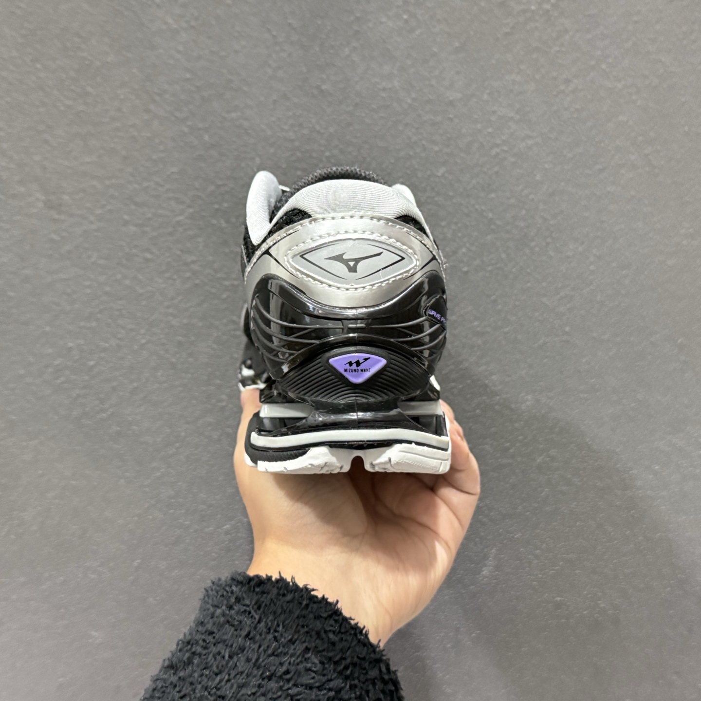 Mizuno美津浓千禧潮流预言跑步鞋WAVE PROPHECY LS 集前沿科技与潮流设计复刻美津浓第8代预言跑鞋 D1GA25-Top High Quatity Cheap Sneakers Fashion Clothing Clothes Bags handbags Shoes of all Brand wholesale With The best Quality And Beautiful Price from China Factory Chinese suppliers wholesaler seller Mizuno美津浓千禧潮流预言跑步鞋WAVE PROPHECY LS 集前沿科技与潮流设计复刻美津浓第8代预言跑鞋 D1GA25