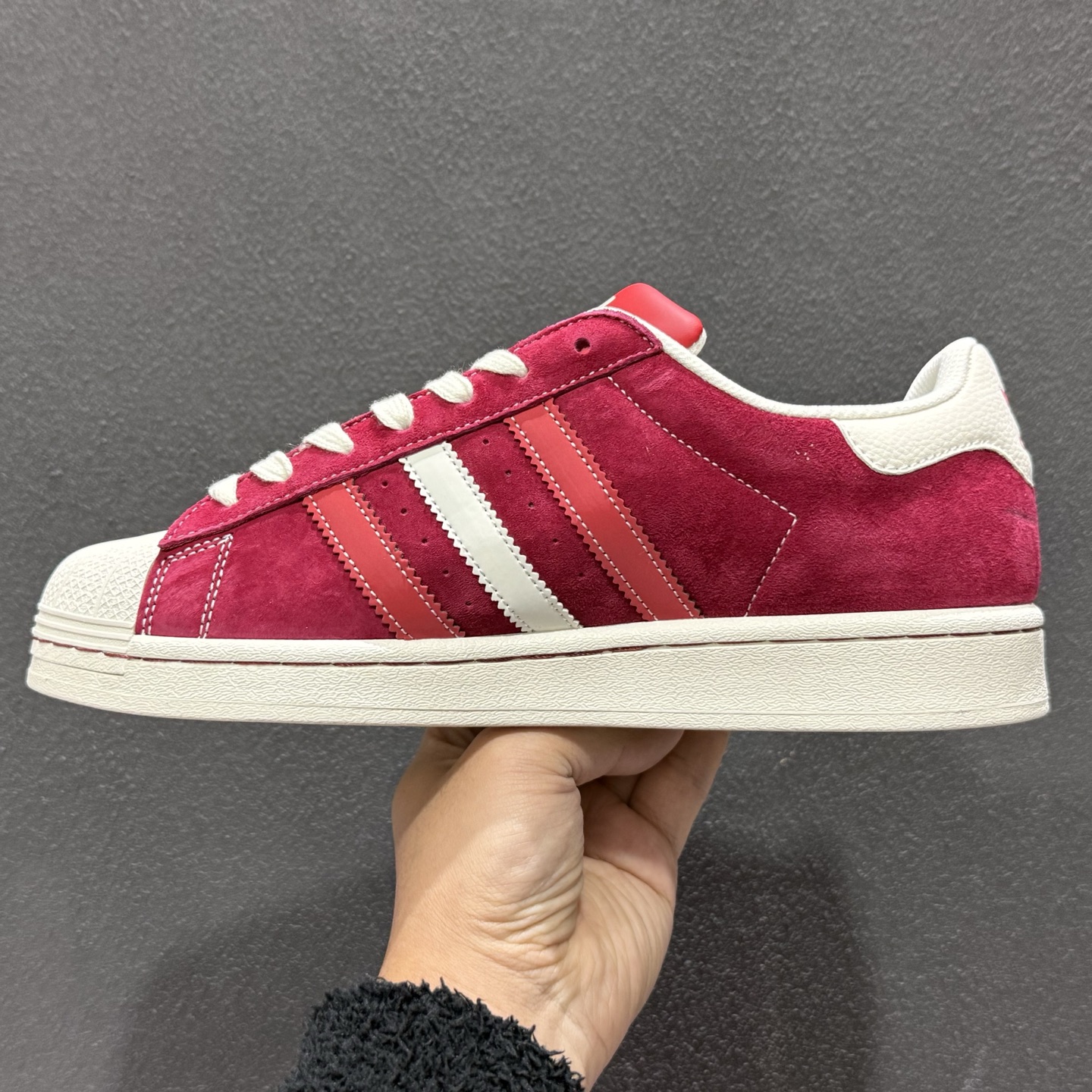 真标 带半码 阿迪达斯Adidas Originals SUPER贝壳头 马年 经典百搭休闲运动板鞋 JY8926-262-Top High Quatity Cheap Sneakers Fashion Clothing Clothes Bags handbags Shoes of all Brand wholesale With The best Quality And Beautiful Price from China Factory Chinese suppliers wholesaler seller 真标 带半码 阿迪达斯Adidas Originals SUPER贝壳头 马年 经典百搭休闲运动板鞋 JY8926-262