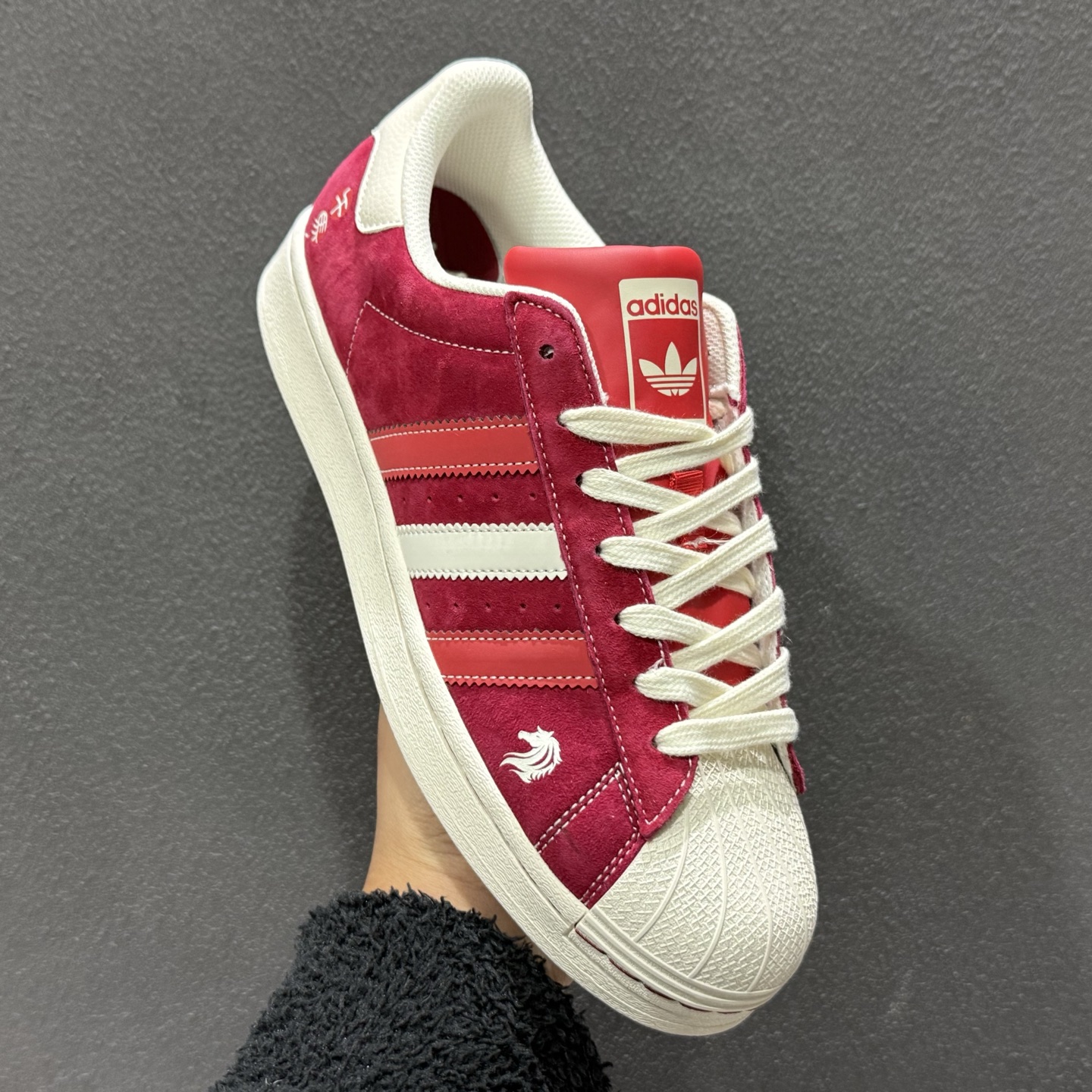 真标 带半码 阿迪达斯Adidas Originals SUPER贝壳头 马年 经典百搭休闲运动板鞋 JY8926-262-Top High Quatity Cheap Sneakers Fashion Clothing Clothes Bags handbags Shoes of all Brand wholesale With The best Quality And Beautiful Price from China Factory Chinese suppliers wholesaler seller 真标 带半码 阿迪达斯Adidas Originals SUPER贝壳头 马年 经典百搭休闲运动板鞋 JY8926-262
