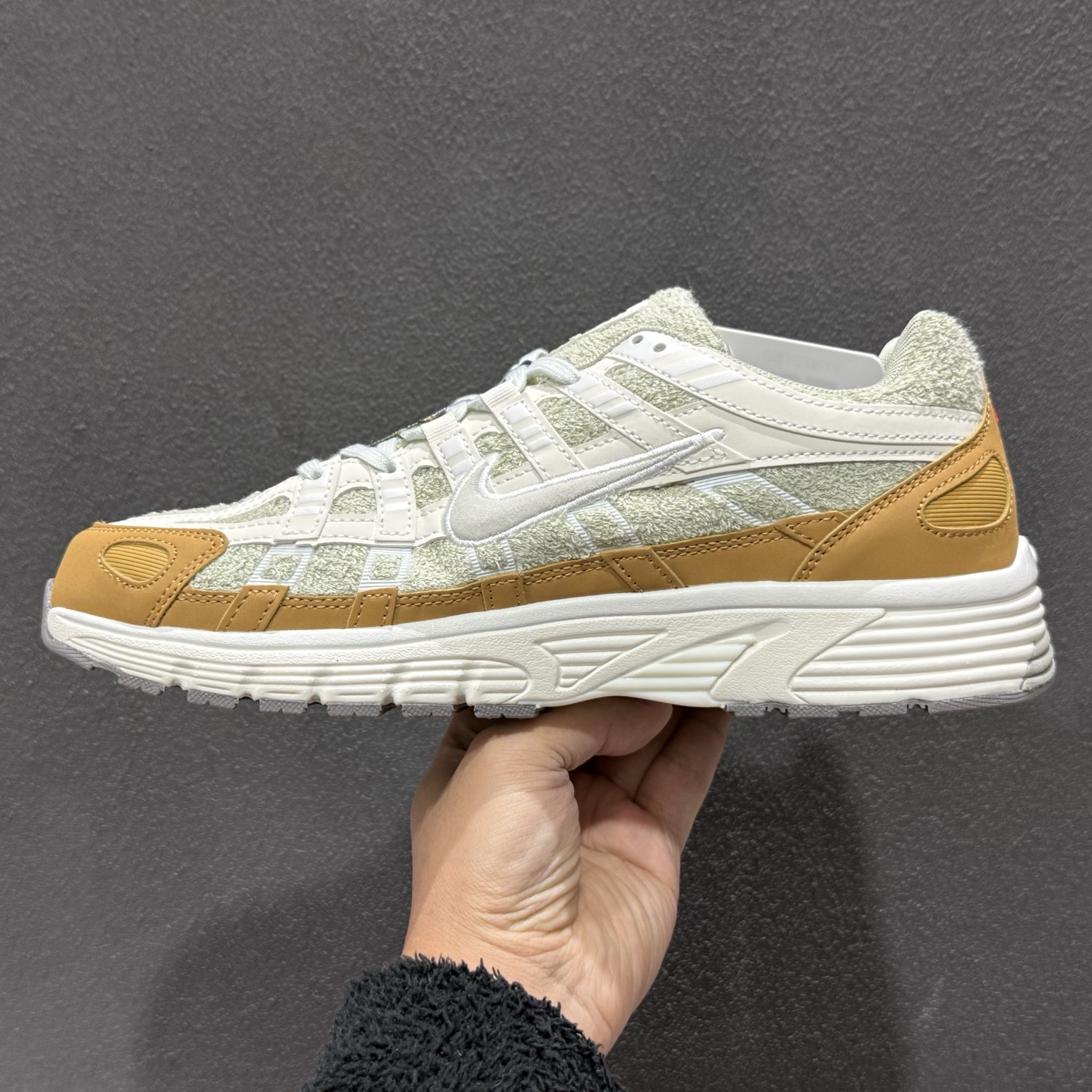 独家实拍马年限定款 NIKE P-6000 系列 复古休闲运动老爹鞋 IQ1120-311