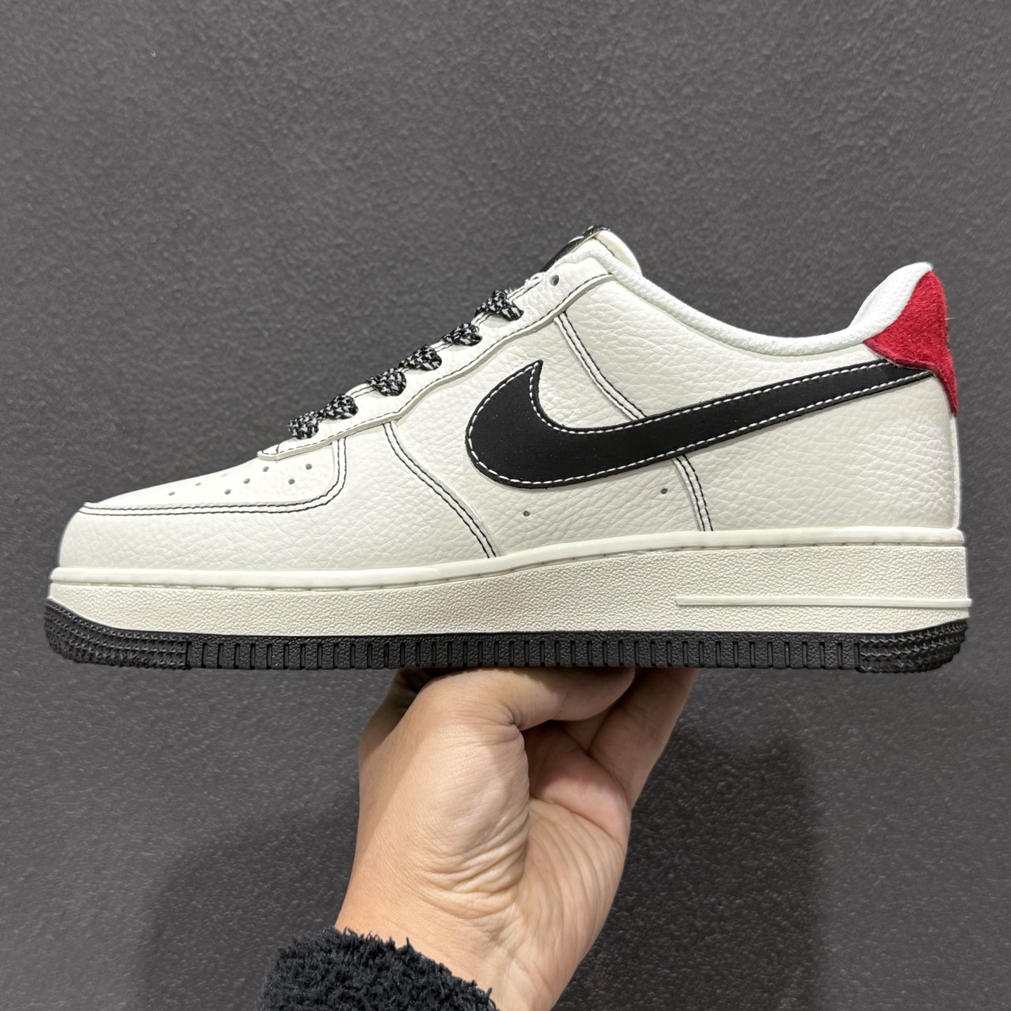 Nike Air Force 1'07 Low 复古撞色 空军一号低帮休闲板鞋 MM3399-805-Top High Quatity Cheap Sneakers Fashion Clothing Clothes Bags handbags Shoes of all Brand wholesale With The best Quality And Beautiful Price from China Factory Chinese suppliers wholesaler seller Nike Air Force 1'07 Low 复古撞色 空军一号低帮休闲板鞋 MM3399-805