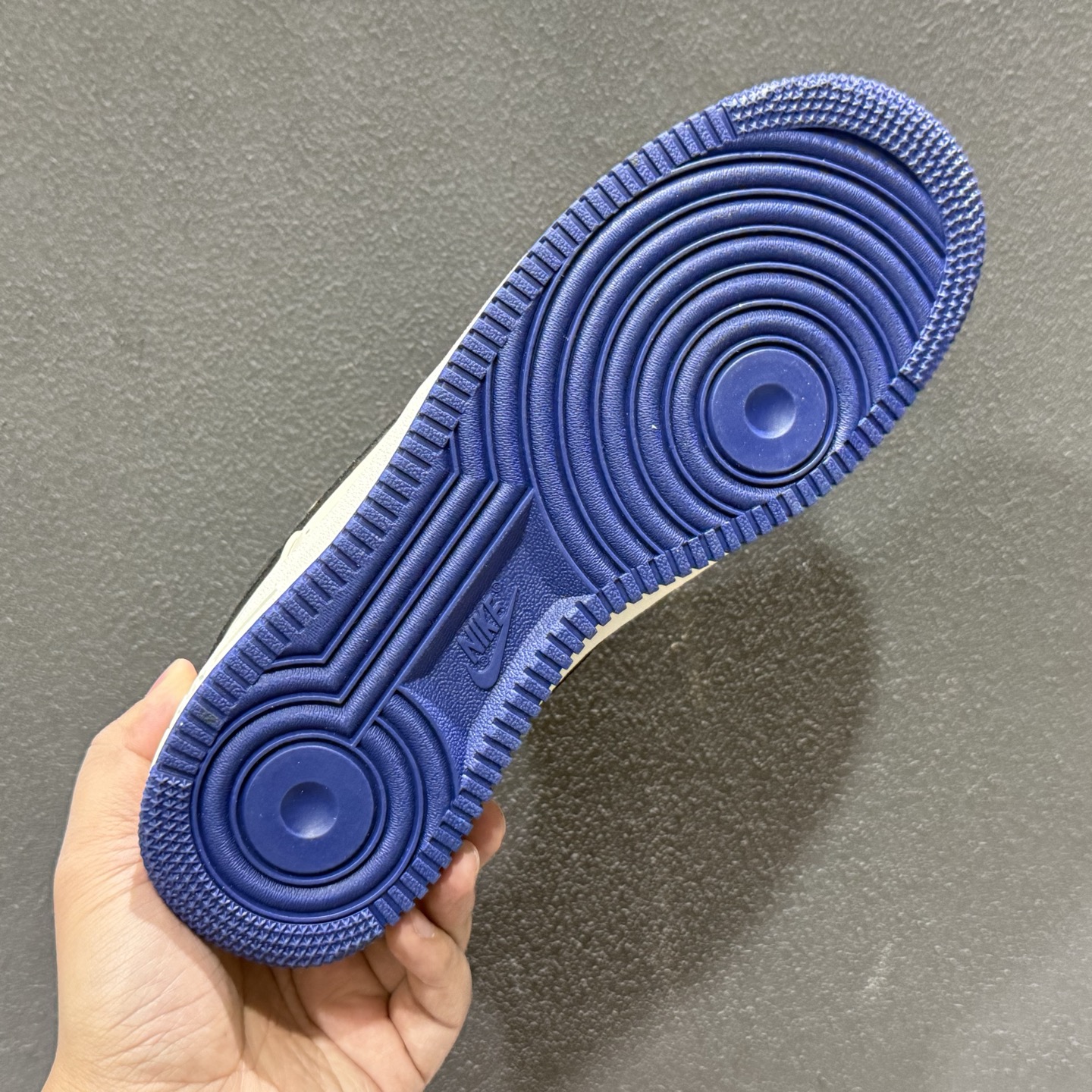 Nike Air Force 1'07 Low 联名 白蓝赤黑 空军一号低帮休闲板鞋 CZ2959-100-Top High Quatity Cheap Sneakers Fashion Clothing Clothes Bags handbags Shoes of all Brand wholesale With The best Quality And Beautiful Price from China Factory Chinese suppliers wholesaler seller Nike Air Force 1'07 Low 联名 白蓝赤黑 空军一号低帮休闲板鞋 CZ2959-100