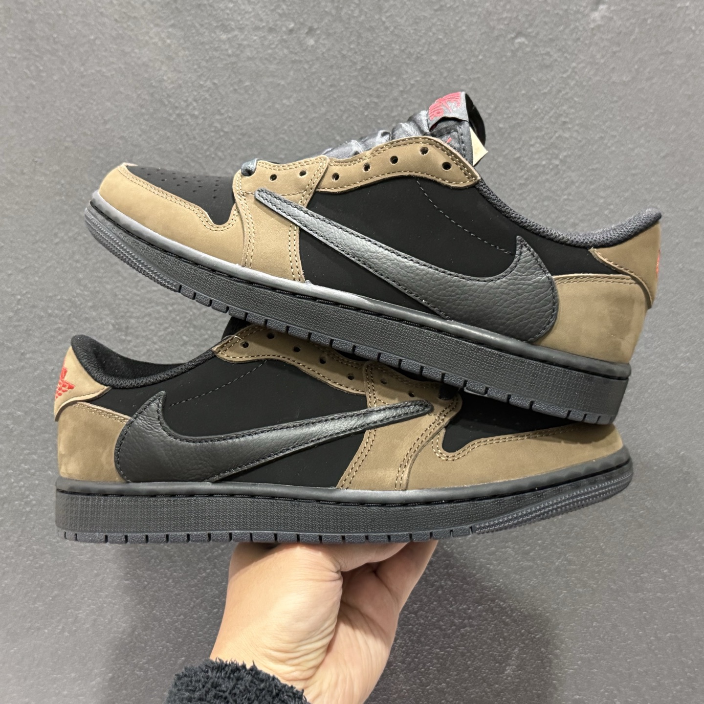 Travis Scott x Air Jordan 1 AJ1乔1低帮倒钩 IB7109-005-Top High Quatity Cheap Sneakers Fashion Clothing Clothes Bags handbags Shoes of all Brand wholesale With The best Quality And Beautiful Price from China Factory Chinese suppliers wholesaler seller Travis Scott x Air Jordan 1 AJ1乔1低帮倒钩 IB7109-005