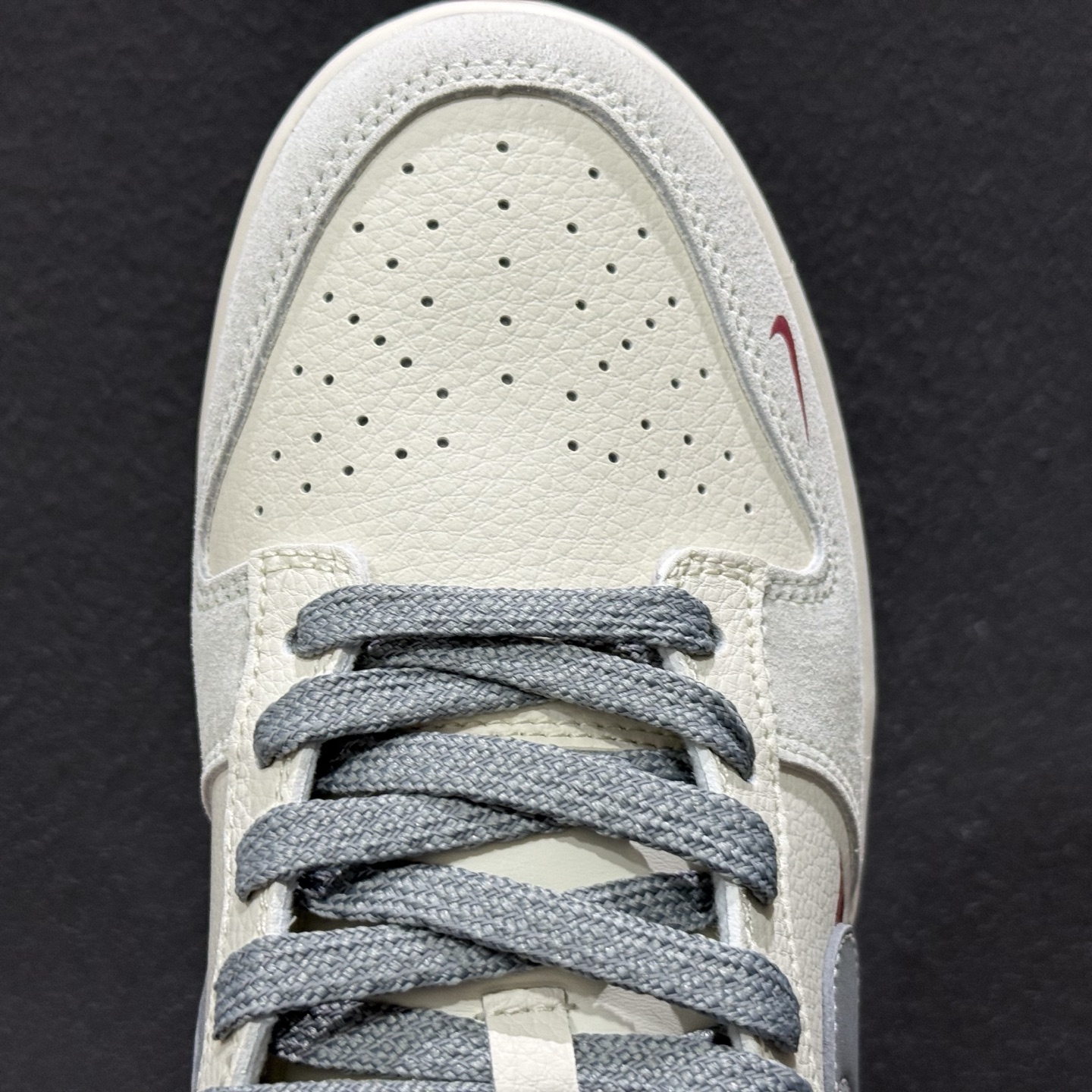 260 Nike SB Dunk Low 马年限定 大厂出品 极力推荐 LX1988 813