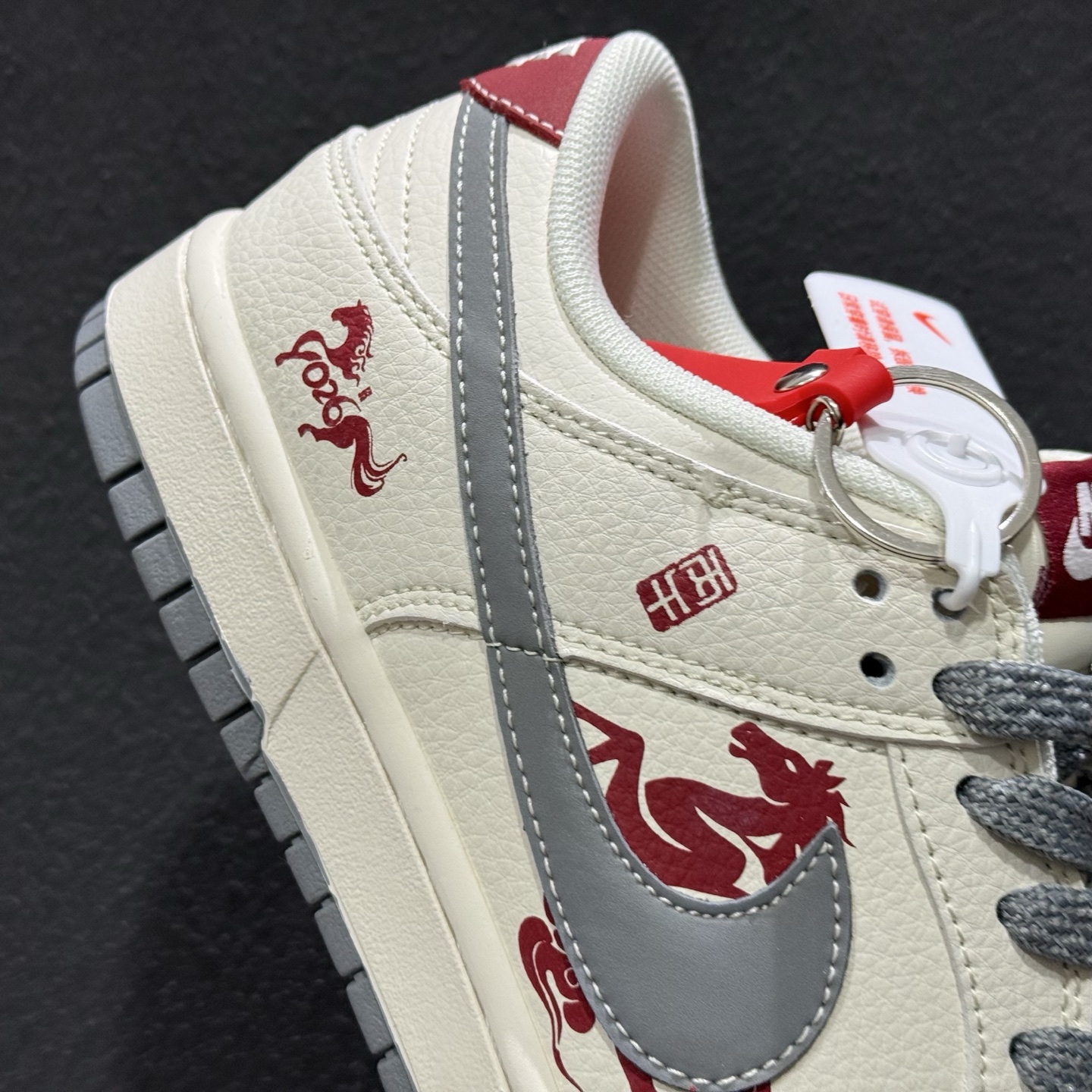 260 Nike SB Dunk Low 马年限定 大厂出品 极力推荐 LX1988 813