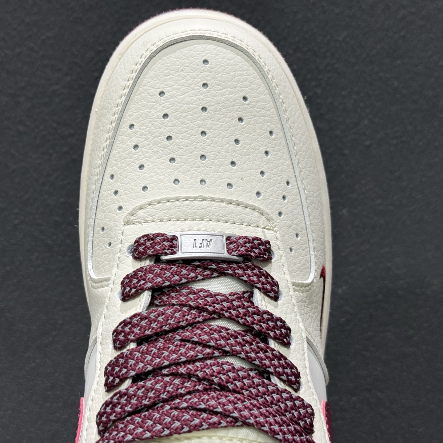 260 Nike Air Force 1 Low 酒红米白 SM6668-126