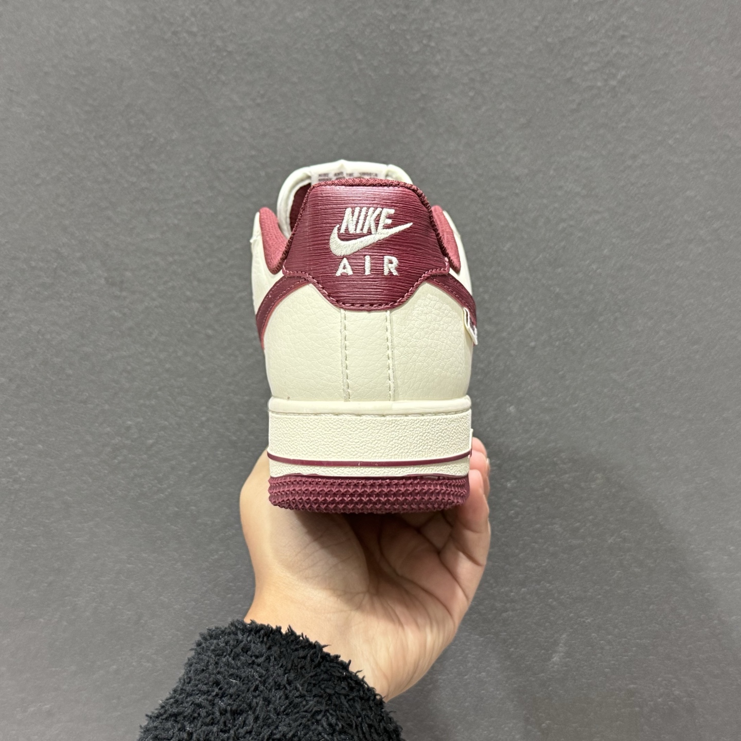 260 Nike Air Force 1 Low 酒红米白 SM6668-126