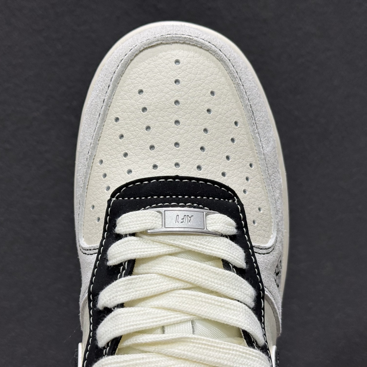 Nike Air Force 1 Low 马年限定 HT5088-635-Top High Quatity Cheap Sneakers Fashion Clothing Clothes Bags handbags Shoes of all Brand wholesale With The best Quality And Beautiful Price from China Factory Chinese suppliers wholesaler seller Nike Air Force 1 Low 马年限定 HT5088-635