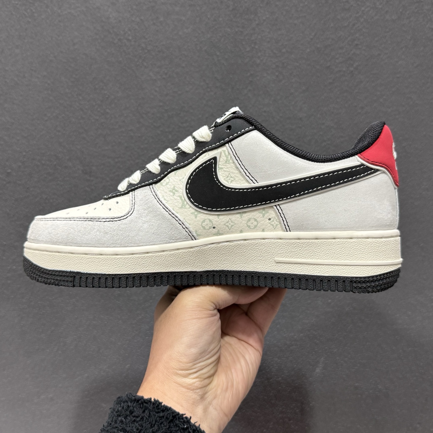 Nike Air Force 1 Low 马年限定 HT5088-635-Top High Quatity Cheap Sneakers Fashion Clothing Clothes Bags handbags Shoes of all Brand wholesale With The best Quality And Beautiful Price from China Factory Chinese suppliers wholesaler seller Nike Air Force 1 Low 马年限定 HT5088-635