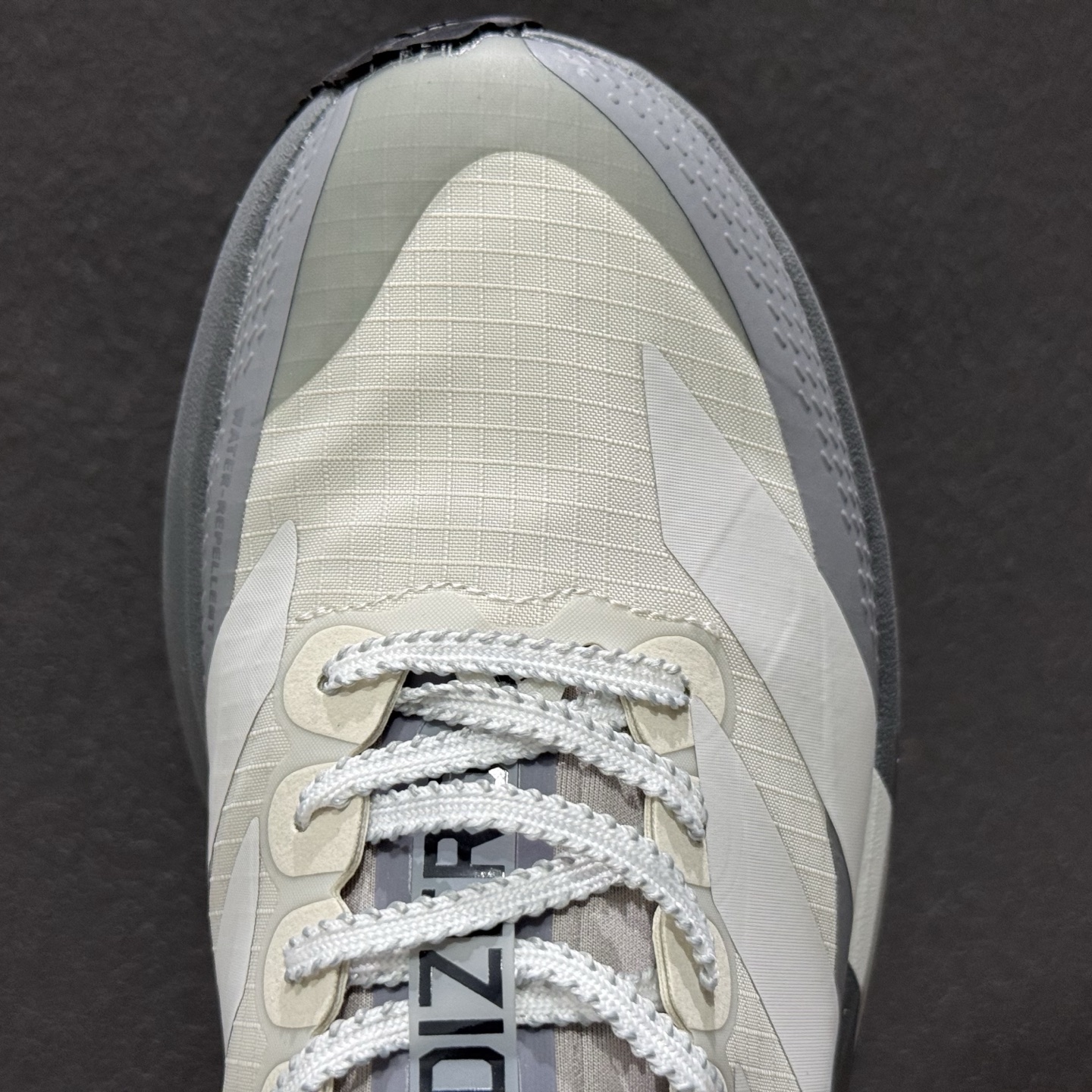 190 Ad ADIZERO EVO SL ATR 阿迪超轻透气缓震跑鞋 KK0309-111