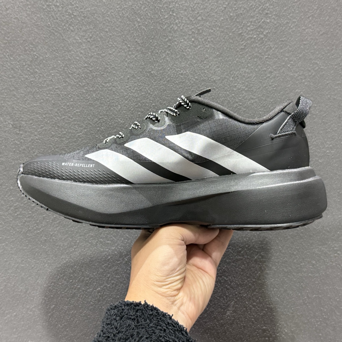 Ad ADIZERO EVO SL ATR 阿迪超轻透气缓震跑鞋 KK2683-111-Top High Quatity Cheap Sneakers Fashion Clothing Clothes Bags handbags Shoes of all Brand wholesale With The best Quality And Beautiful Price from China Factory Chinese suppliers wholesaler seller Ad ADIZERO EVO SL ATR 阿迪超轻透气缓震跑鞋 KK2683-111